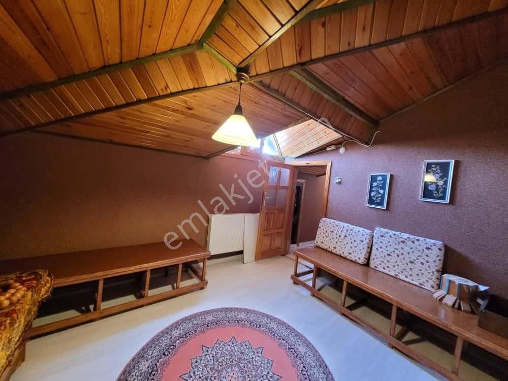 İzmir Selçuk Atatürk Mahallesinde Satılık Doğalgazlı 4+1 Dubleks Daire - Görsel 27