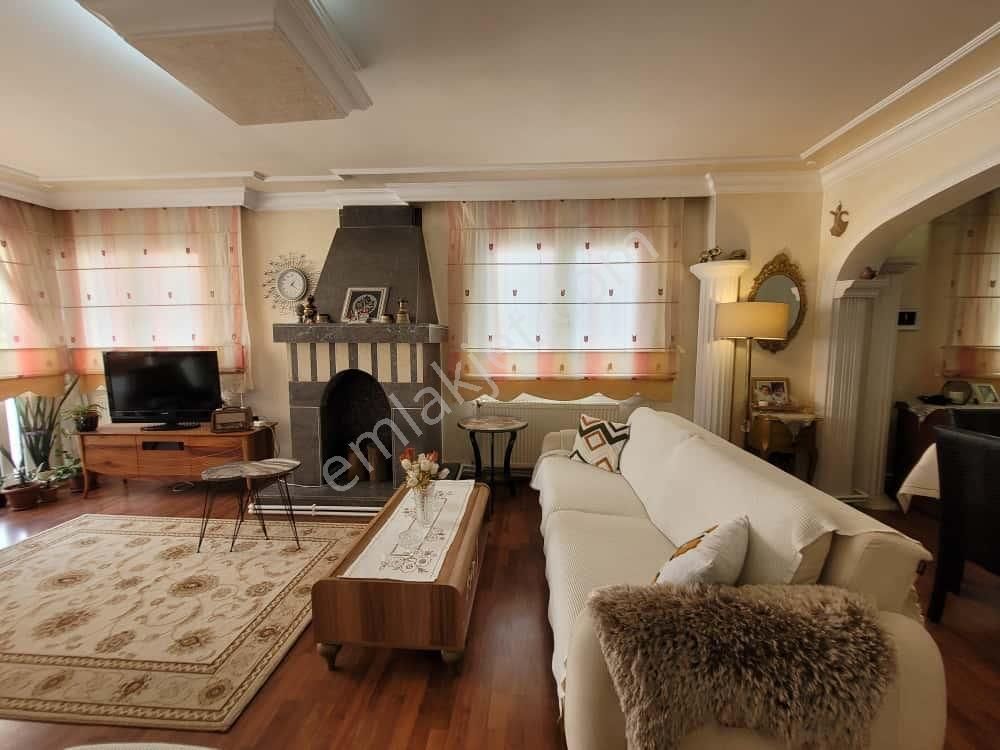 İzmir Selçuk Atatürk Mahallesinde Satılık Doğalgazlı 4+1 Dubleks Daire - Görsel 20