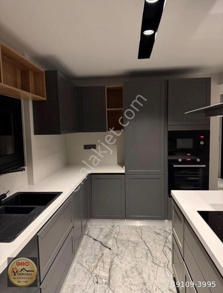 Kuşadası Karaova Mevkii Full Deniz Manzaralı 4+1 Özel Havuzlu - Görsel 14