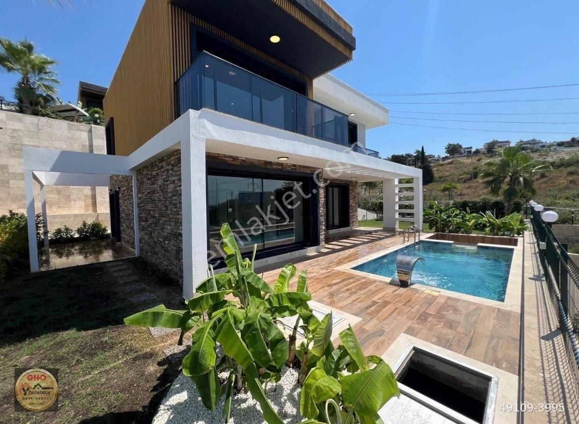 Kuşadası Karaova Mevkii Full Deniz Manzaralı 4+1 Özel Havuzlu - Görsel 13