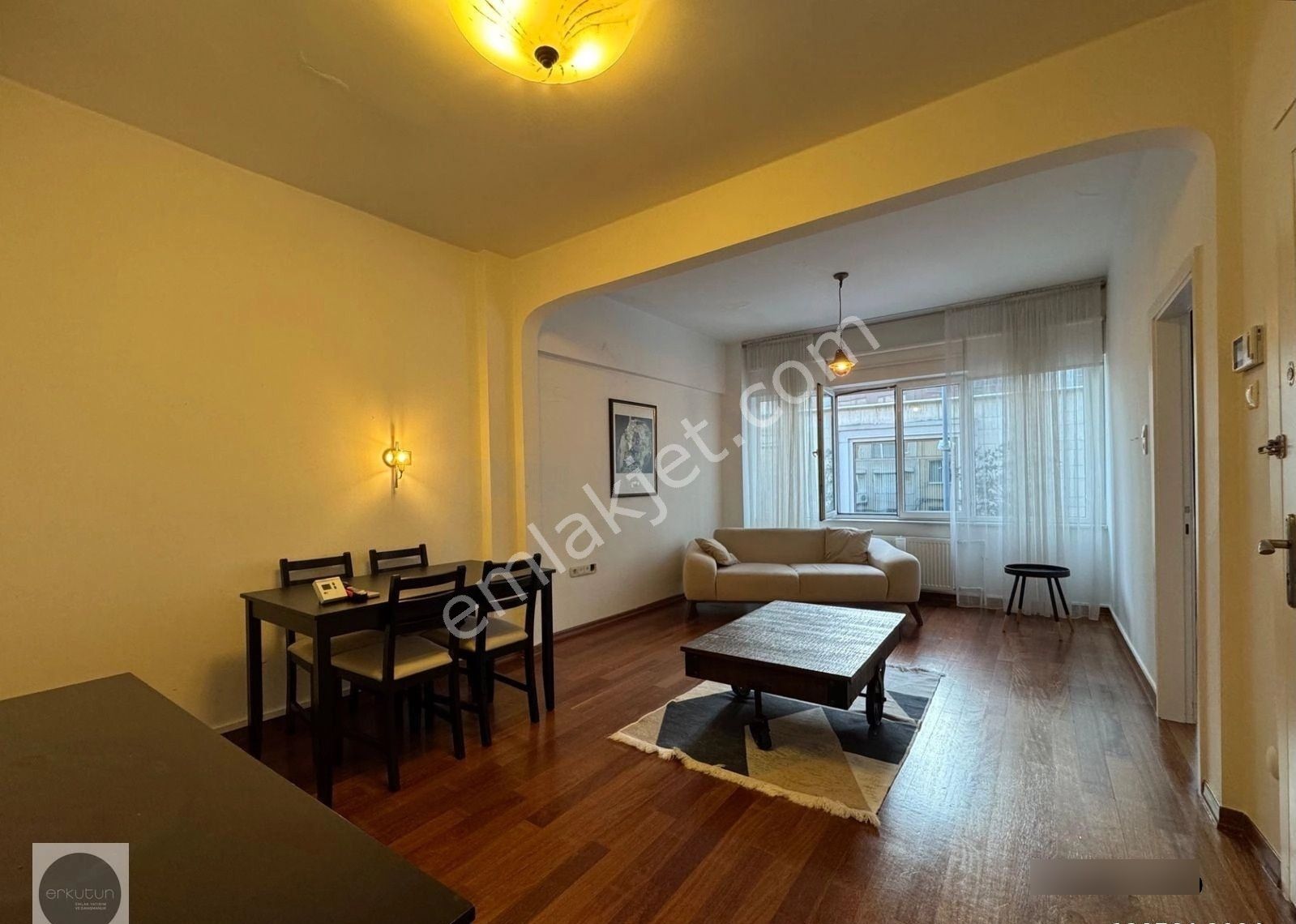 Erkutun'dan Teşvikiye Hüsrevgerede Cd. Paraleli, Armani Rezidans Cepheli, Eşyalı, 2+1 Kiralık Daire