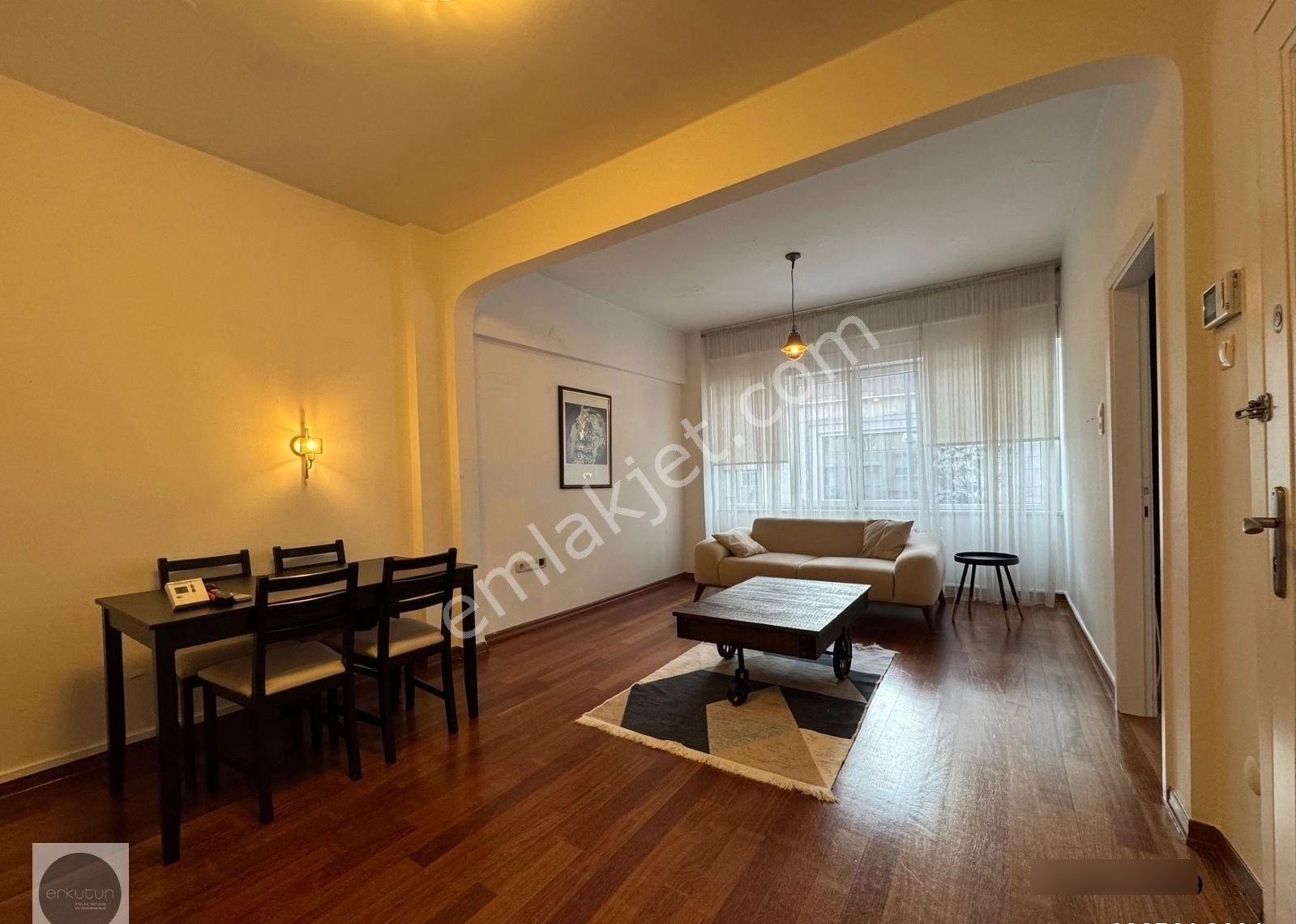 Erkutun'dan Teşvikiye Hüsrevgerede Cd. Paraleli, Armani Rezidans Cepheli, Eşyalı, 2+1 Kiralık Daire - Görsel 5