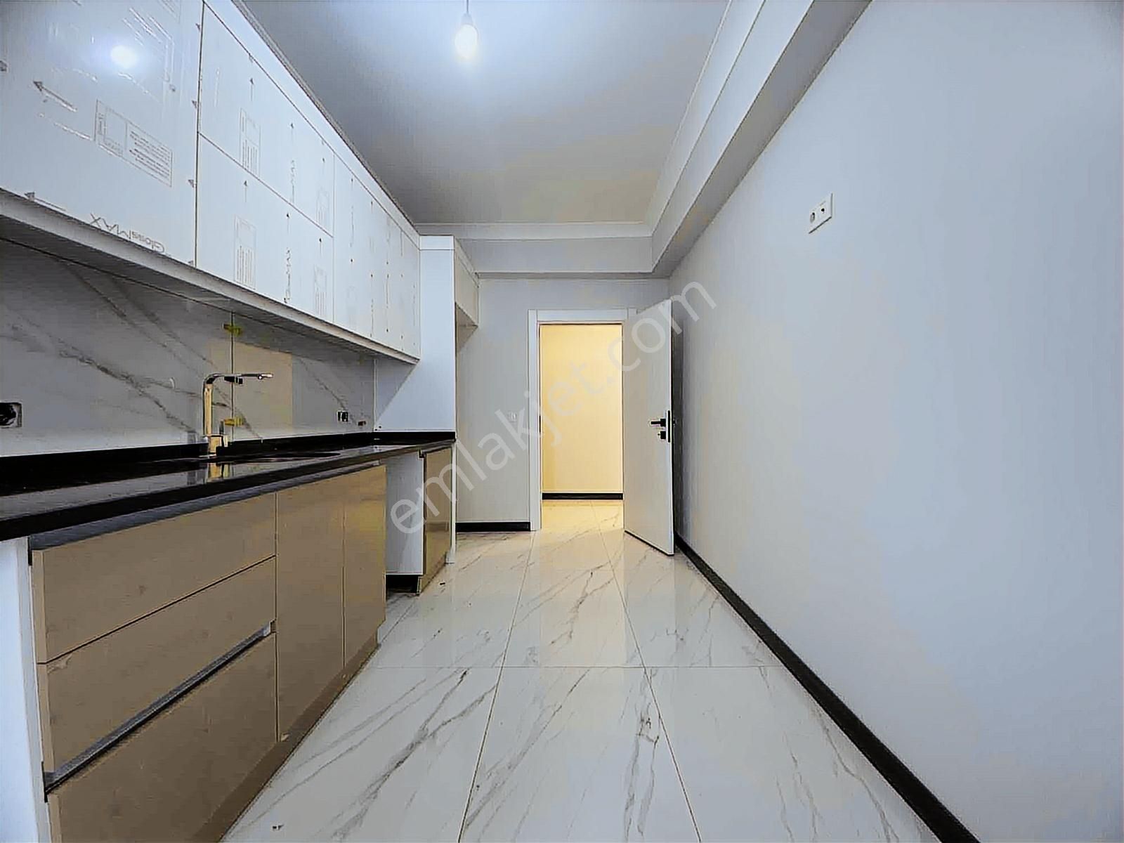 Kaymakamlık Karşısı'nda Ebeveyn Banyolu 3+1 Sıfır Boş Daire - Görsel 26