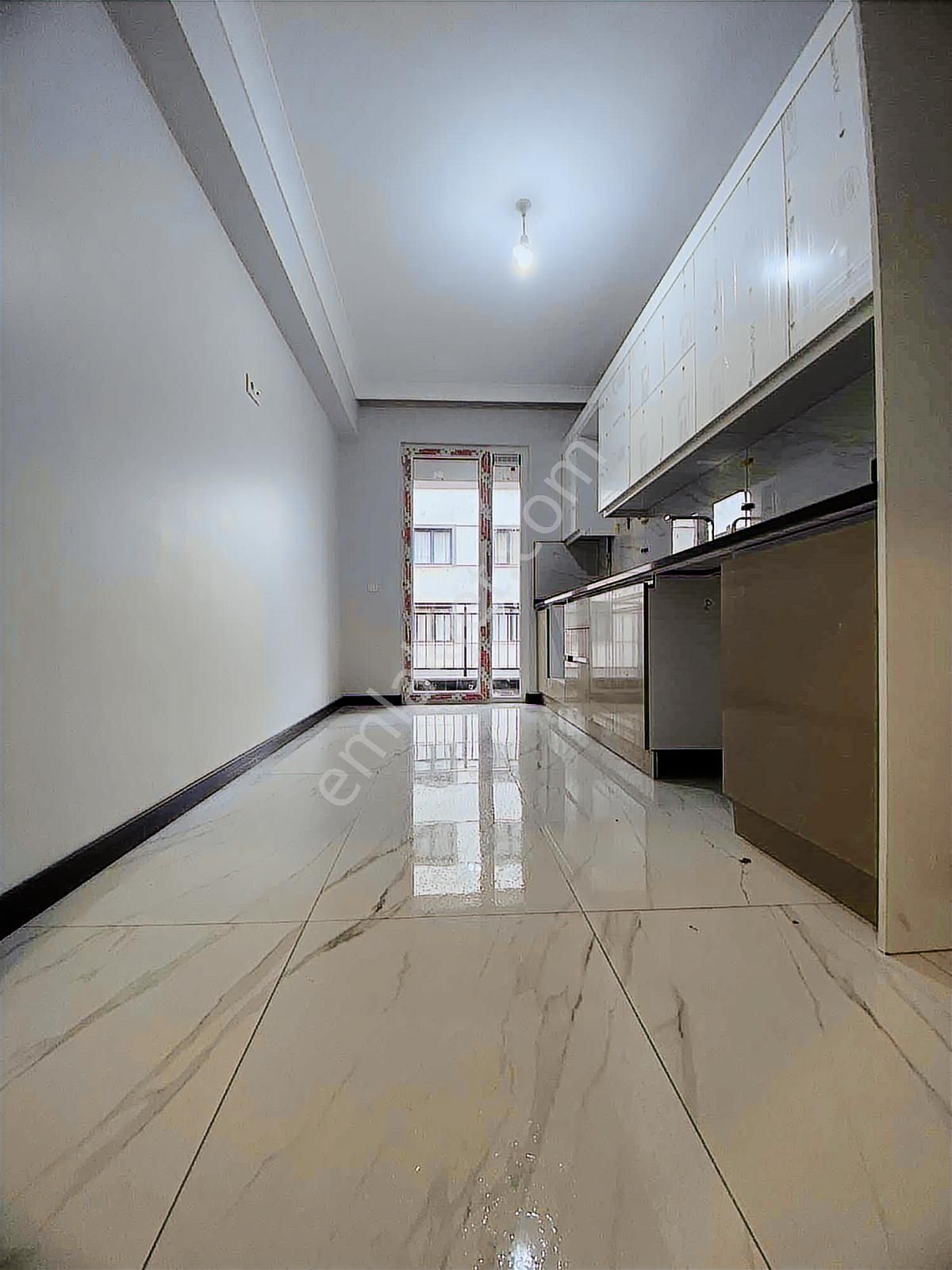 Kaymakamlık Karşısı'nda Ebeveyn Banyolu 3+1 Sıfır Boş Daire - Görsel 12