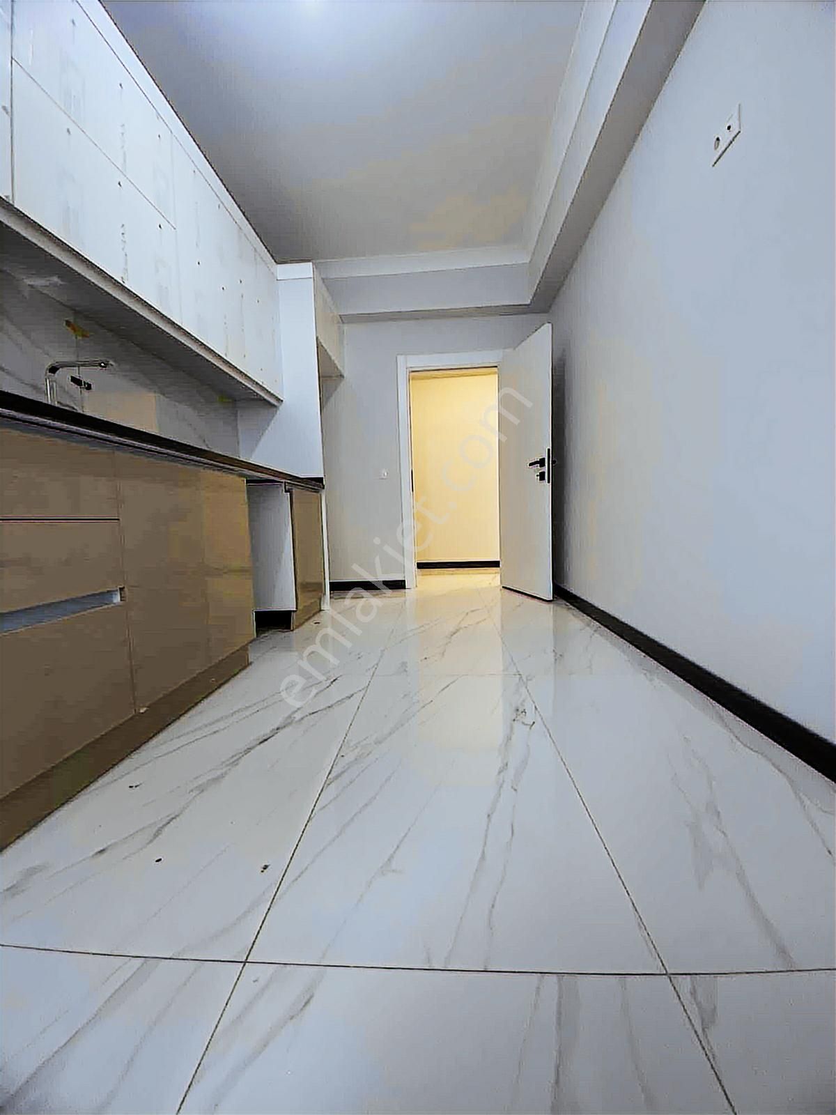 Kaymakamlık Karşısı'nda Ebeveyn Banyolu 3+1 Sıfır Boş Daire - Görsel 9