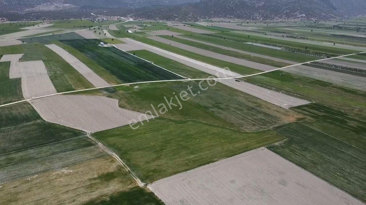 Antalya Korkuteli Kargın Mah. 11.350 M2 Resmi Yolu Var - Görsel 3