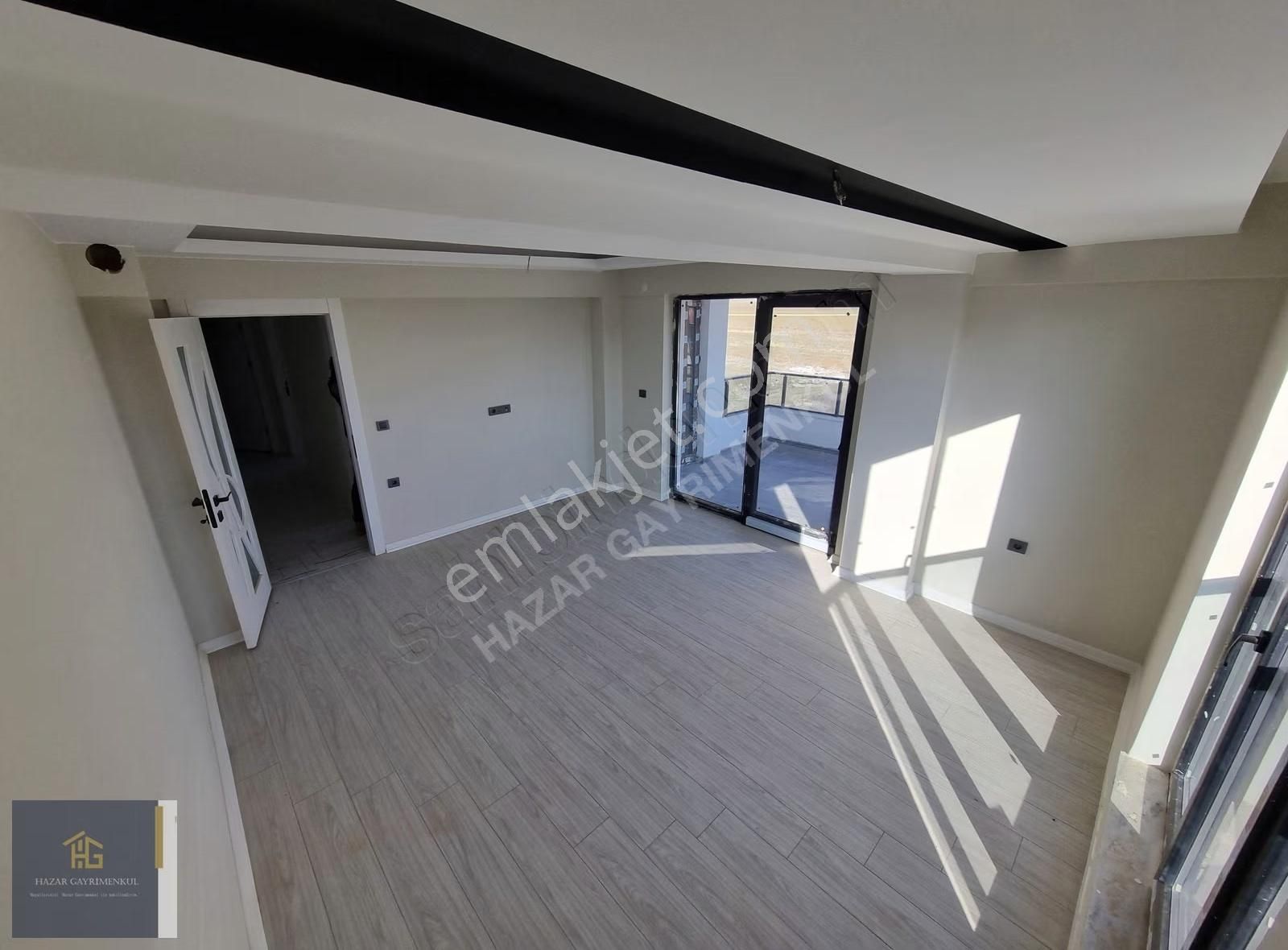 Hazardan 29 Ekimde Alttan Isıtmalı 110 M2 Net 2+1 Satılık Daire - Görsel 9
