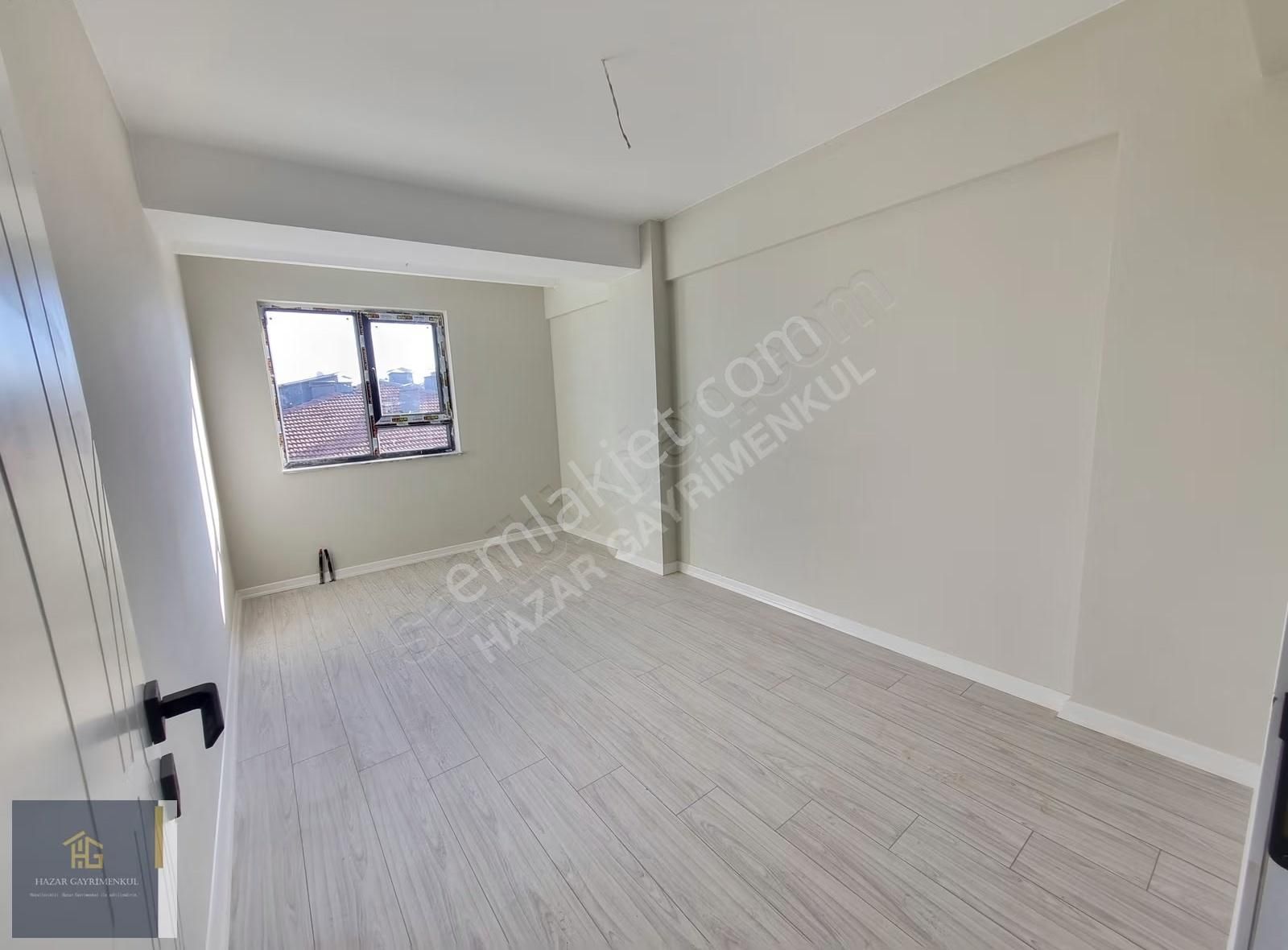 Hazardan 29 Ekimde Alttan Isıtmalı 110 M2 Net 2+1 Satılık Daire - Görsel 13