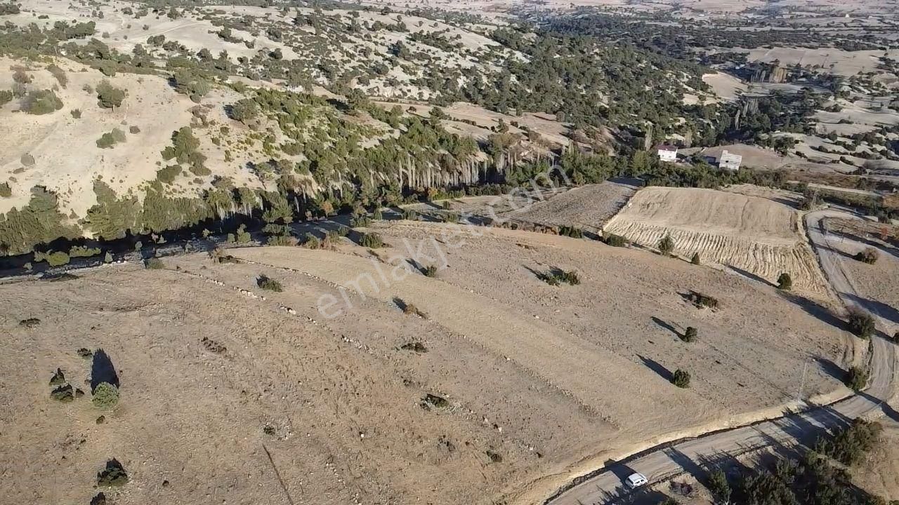 Antalya Korkuteli Kevzer Mah. 2.700 M2 Resmi Yolu Var - Görsel 3