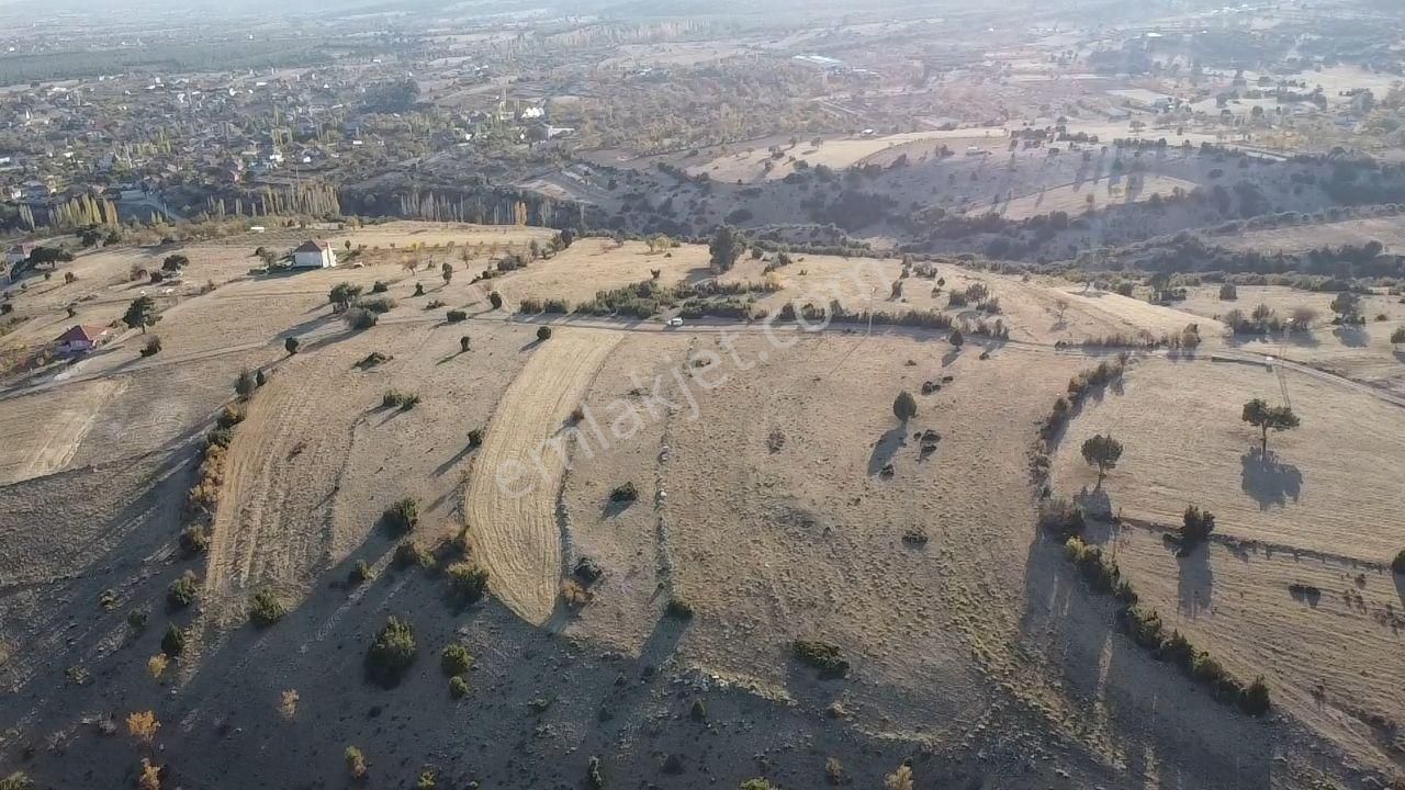 Antalya Korkuteli Kevzer Mah. 2.700 M2 Resmi Yolu Var - Görsel 5