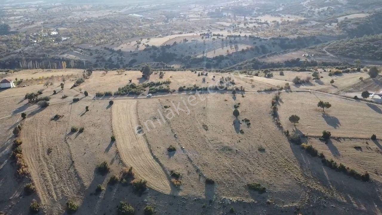 Antalya Korkuteli Kevzer Mah. 2.700 M2 Resmi Yolu Var - Görsel 6