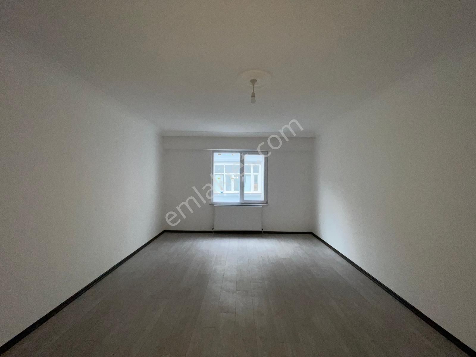 Çiftlikönü Mahallesinde 2+1 Geniş Oturulmaya Hazır Daire - Görsel 30