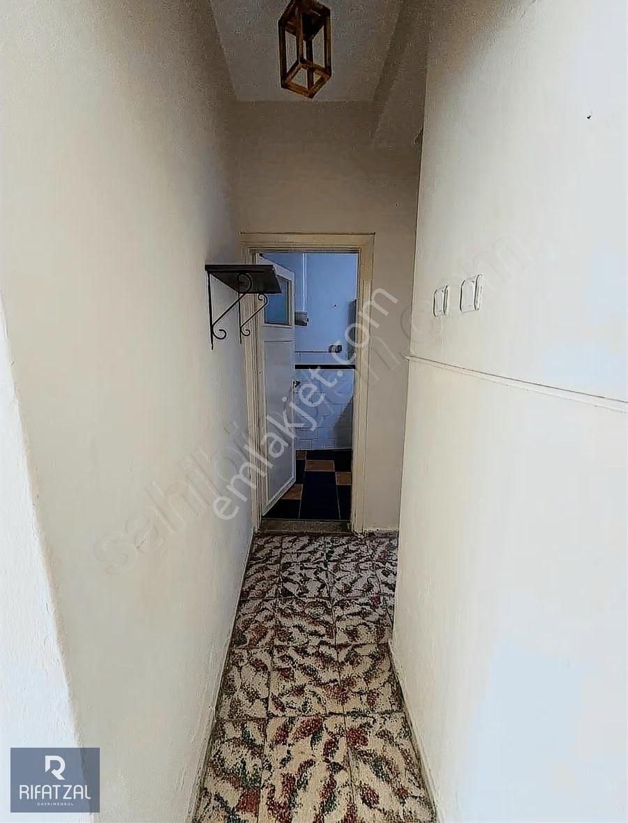 Ayvalık Fevzipaşa Mahallesinde Kiralık 3+1 Müstakil Ev - Görsel 21