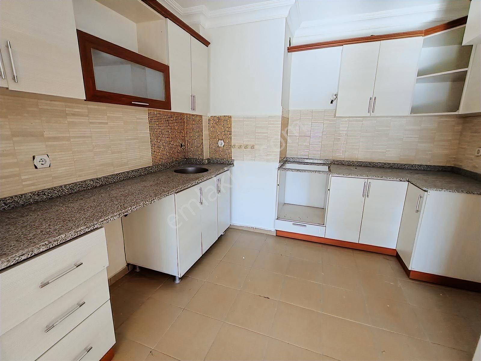 Antalya Konyaaltı Sarısu Satılık Daire Havuzlu Sitede Katta 3+1 - Görsel 2