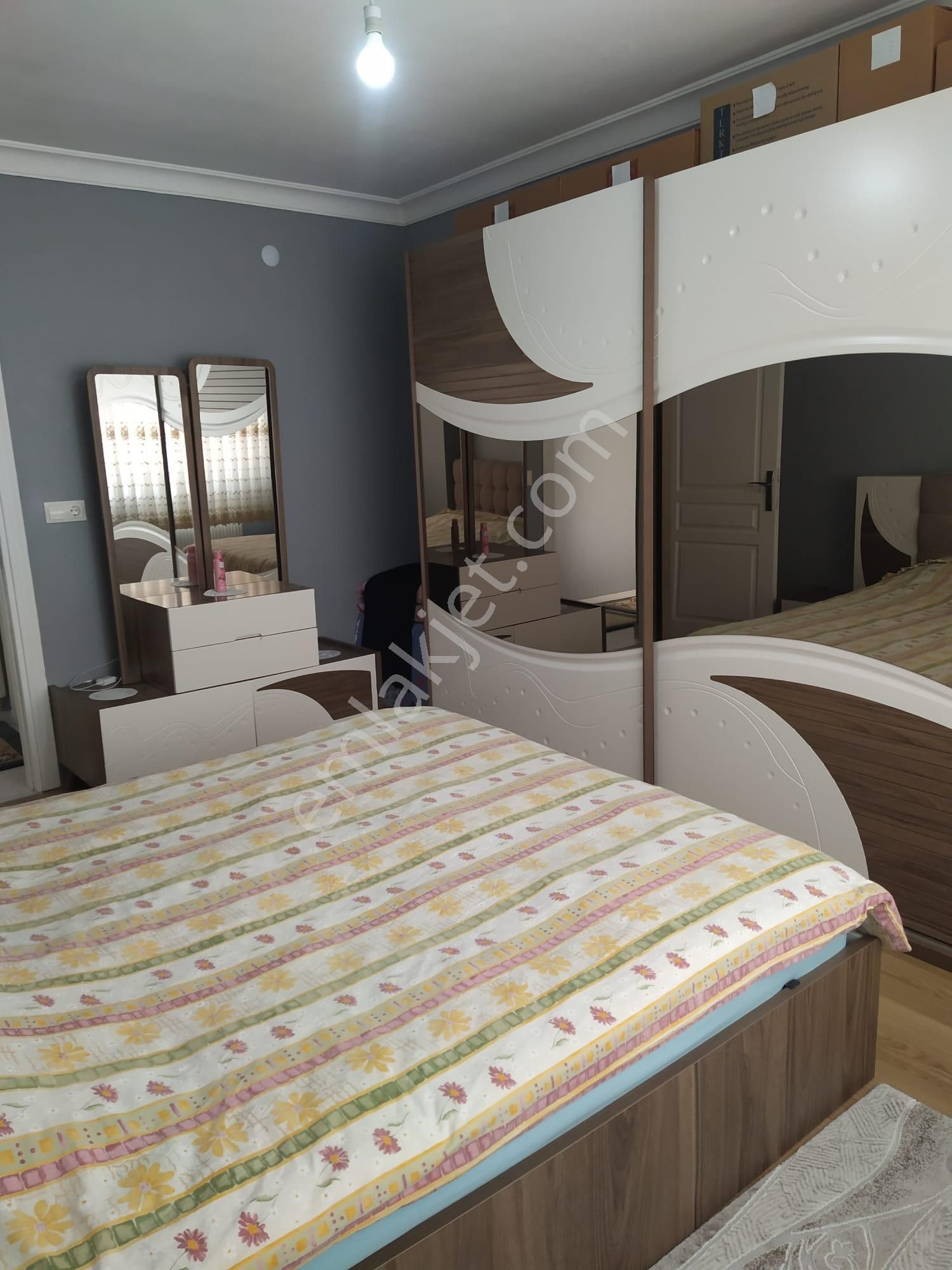 Yenimahalle-teferrüç Bölgesinde Acil Satılık 3+1 Daire - Görsel 15