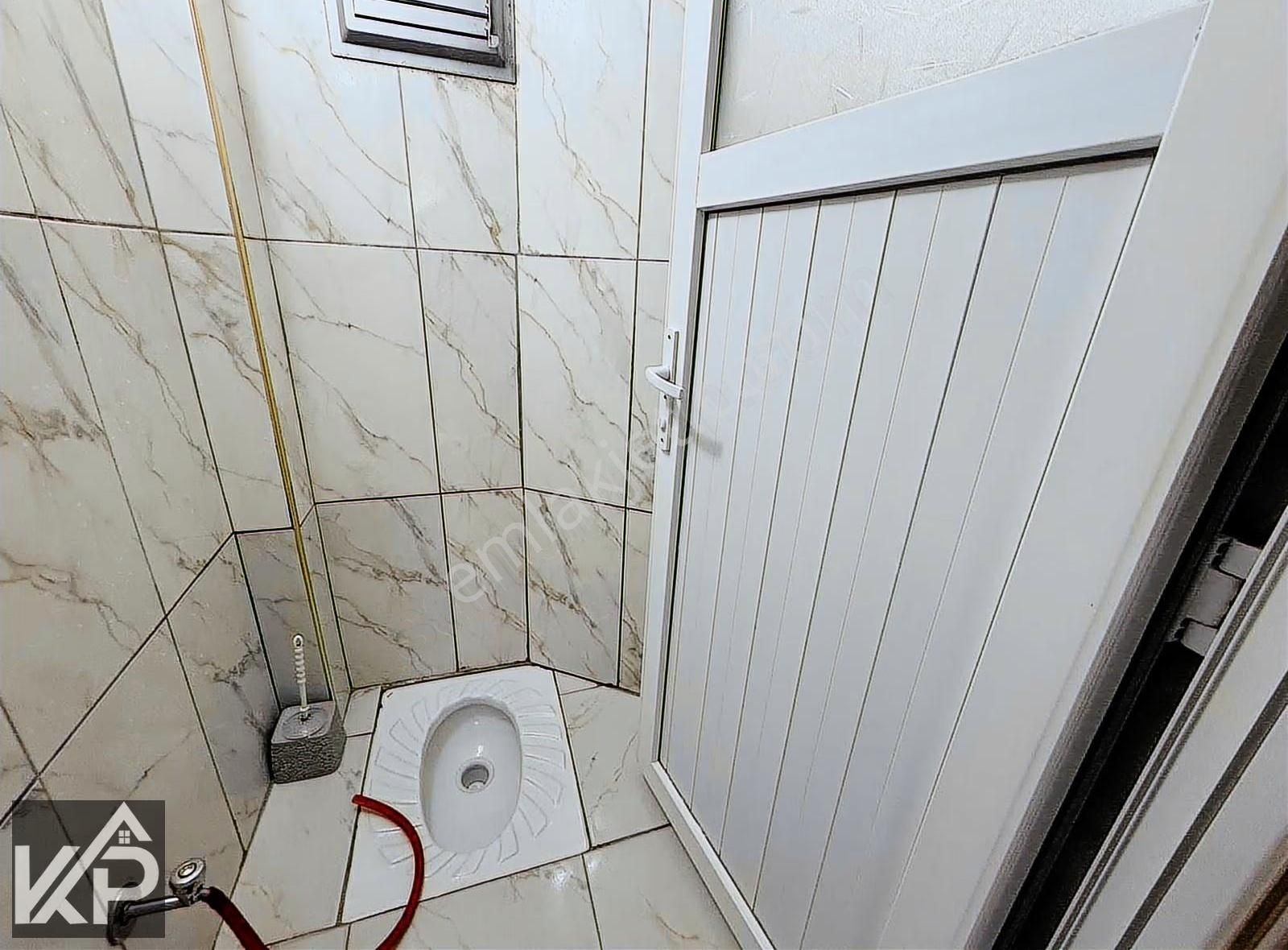 Devlet Hastanesi Caddesi Üzerinde Satılık 2+1 Fırsat Daire - Görsel 4