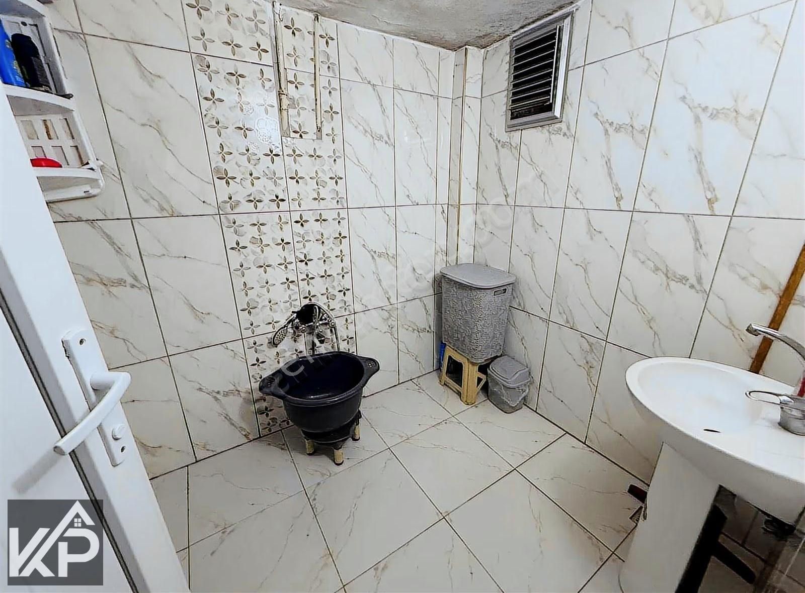 Devlet Hastanesi Caddesi Üzerinde Satılık 2+1 Fırsat Daire - Görsel 11