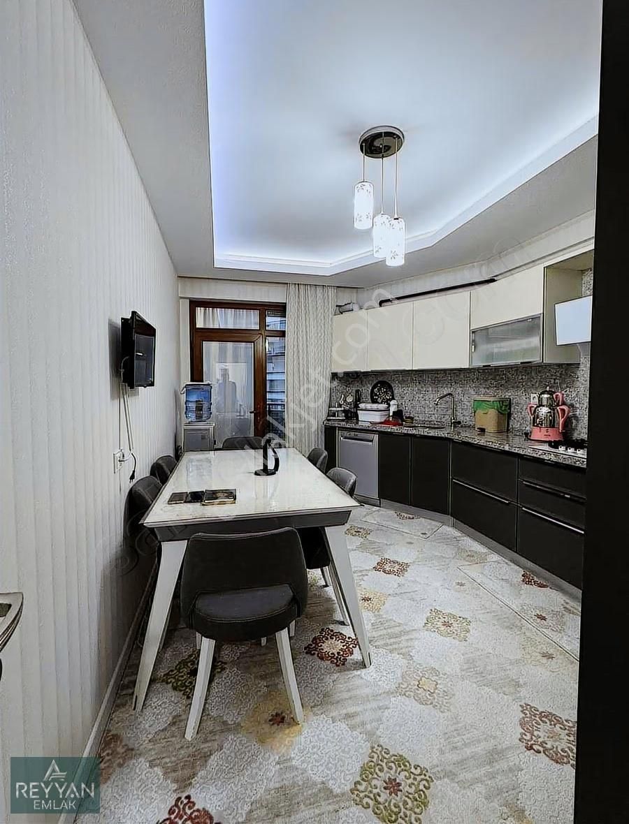 Şefikcan Şeker Mahallesi Yıldız Kule Residence Geniş Ara Kat 3+1 - Görsel 4