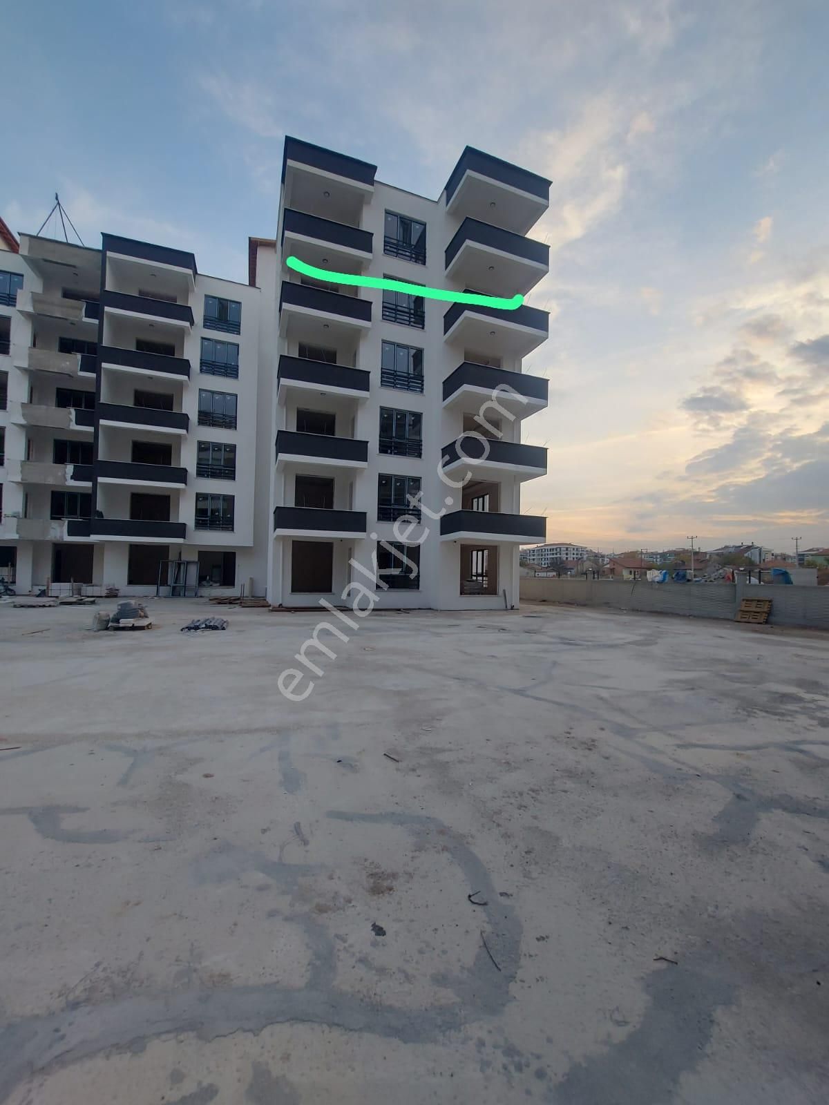 Aileler İçin İdeal! Emirgazi’de 3 Cepheli Sıfır 3+1 Daire - Görsel 2