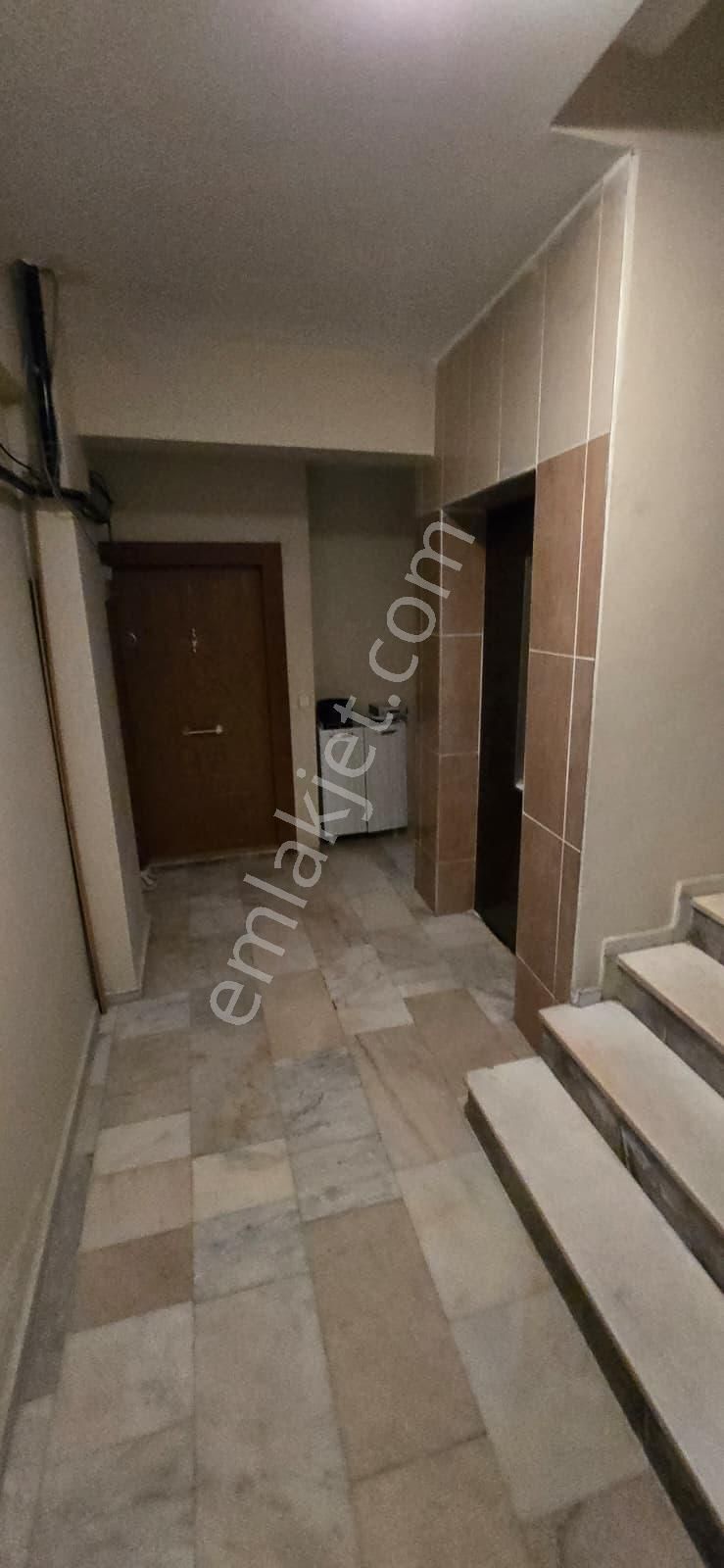 Sahibinden Metrobüsün Dibinde Komisyonsuz - Görsel 10