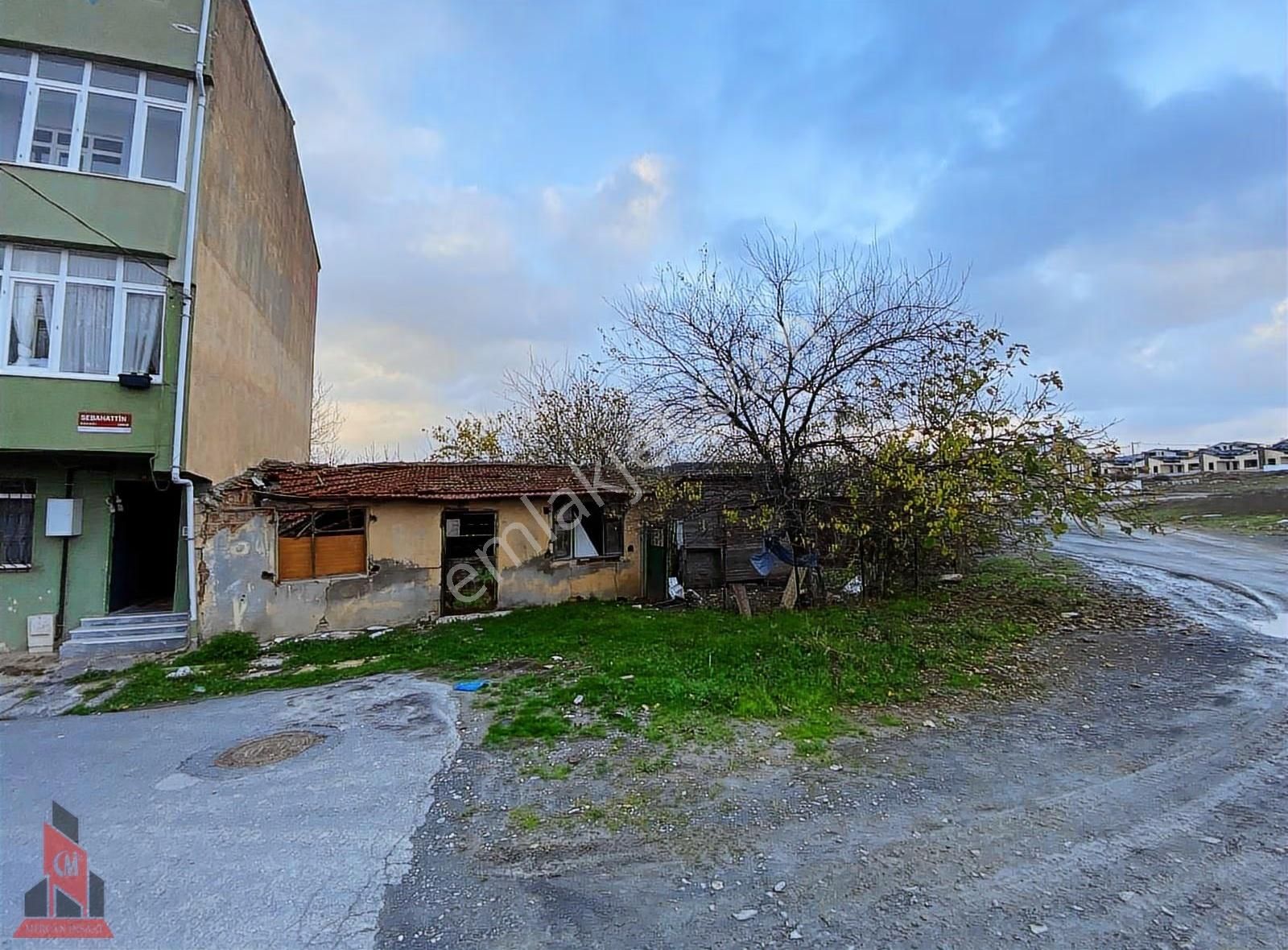 Bolluca'da Villa İmarlı Villaların Yanı Başında Köşe Başı Arsa - Görsel 24