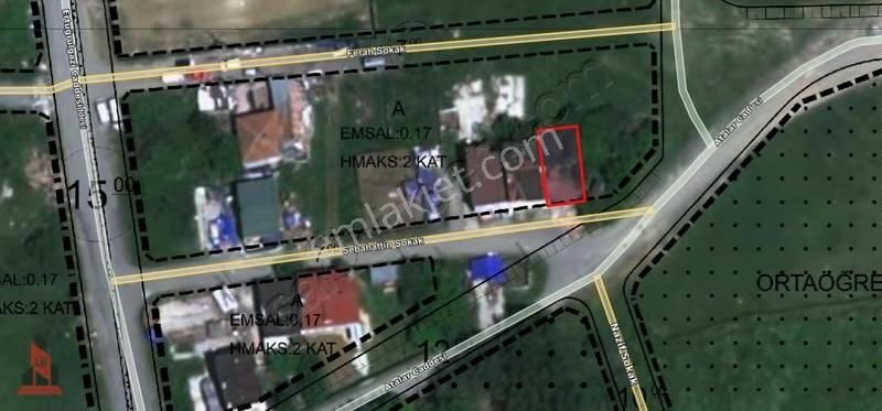 Bolluca'da Villa İmarlı Villaların Yanı Başında Köşe Başı Arsa