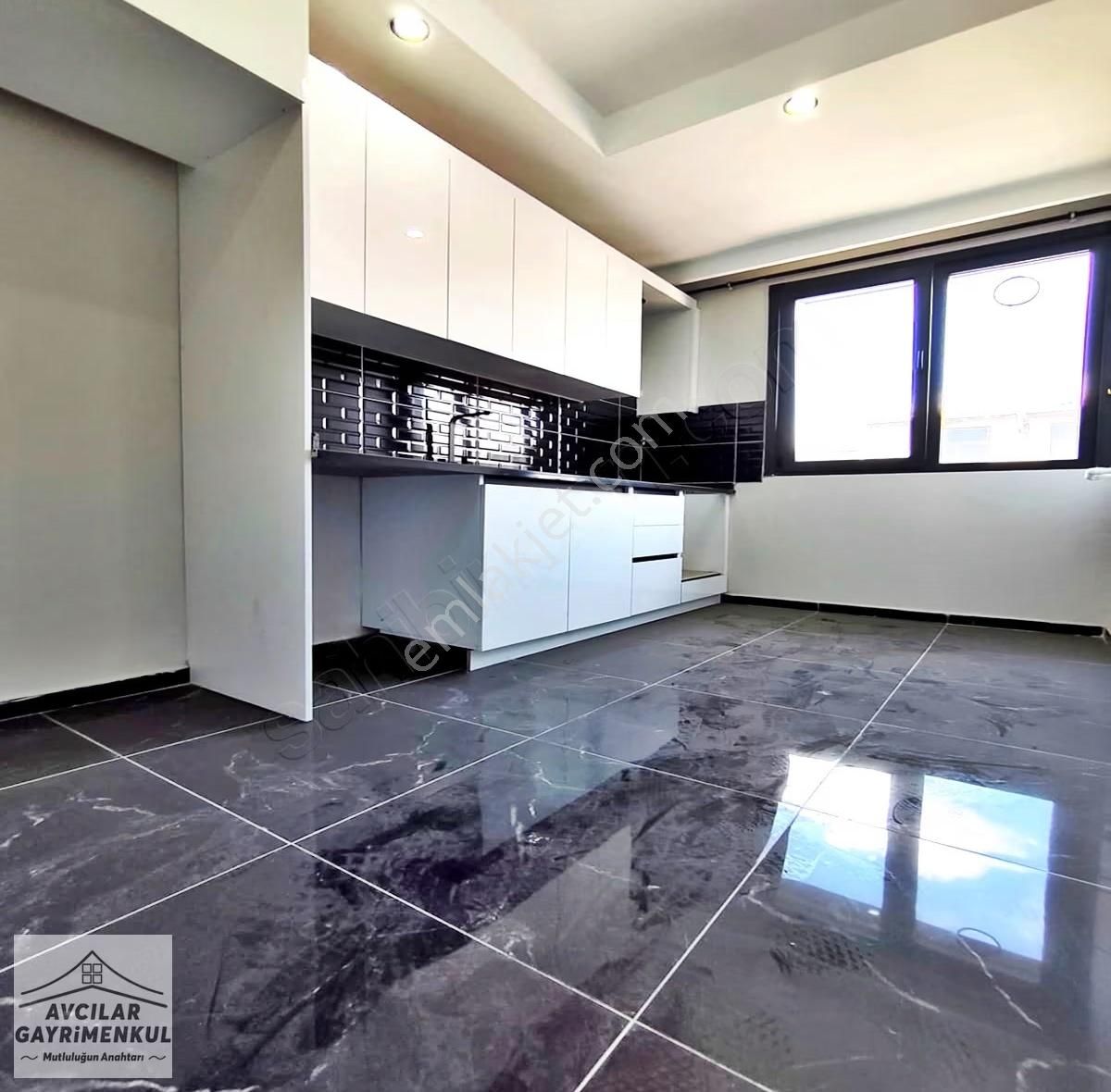 Avcılar Gayrimenkulden Satılık Site İçerisinde 4+2 Dubleks Daire - Görsel 10