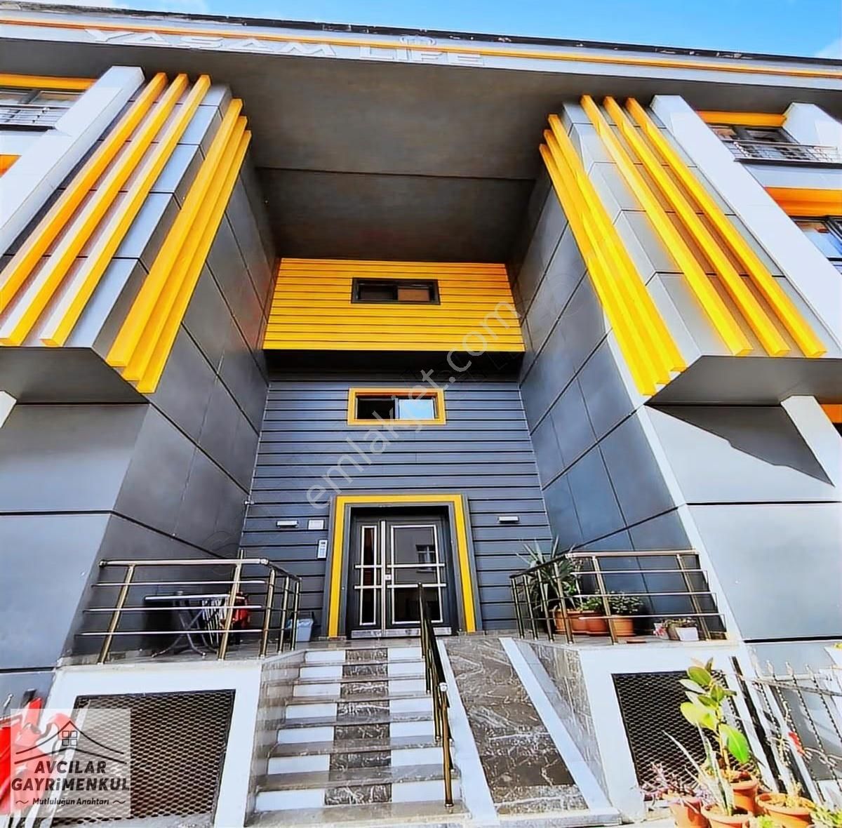 Avcılar Gayrimenkulden Satılık Site İçerisinde 4+2 Dubleks Daire