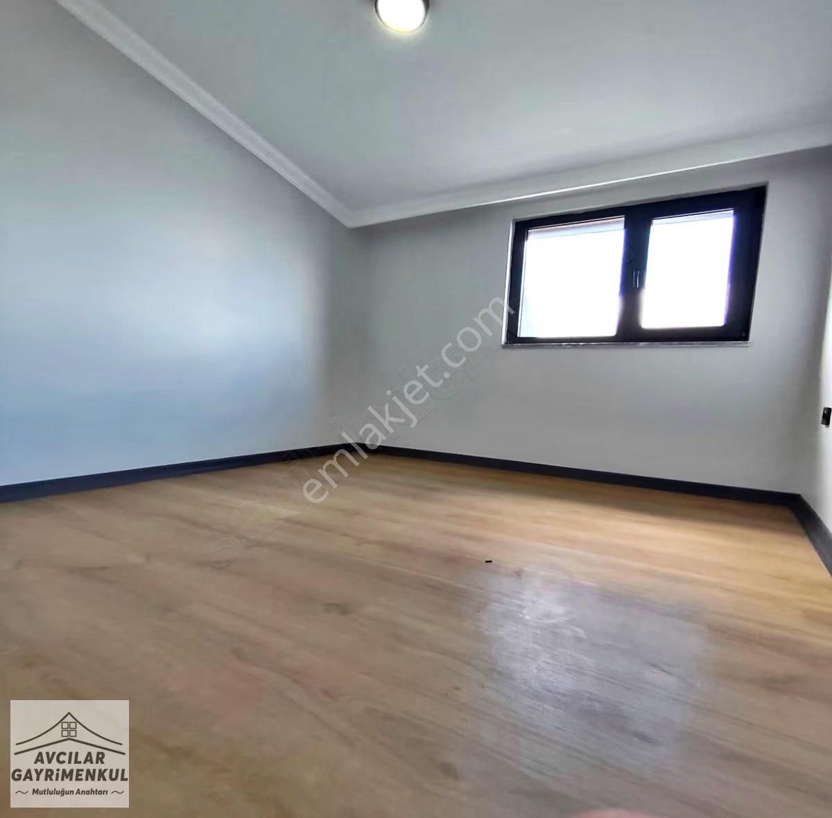 Avcılar Gayrimenkulden Satılık Site İçerisinde 4+2 Dubleks Daire - Görsel 30