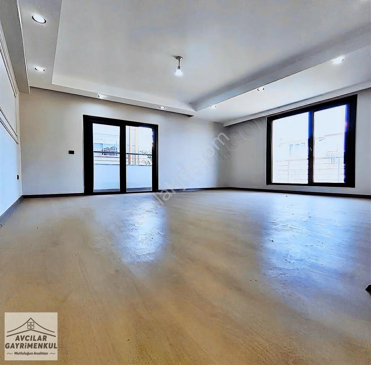 Avcılar Gayrimenkulden Satılık Site İçerisinde 4+2 Dubleks Daire - Görsel 32