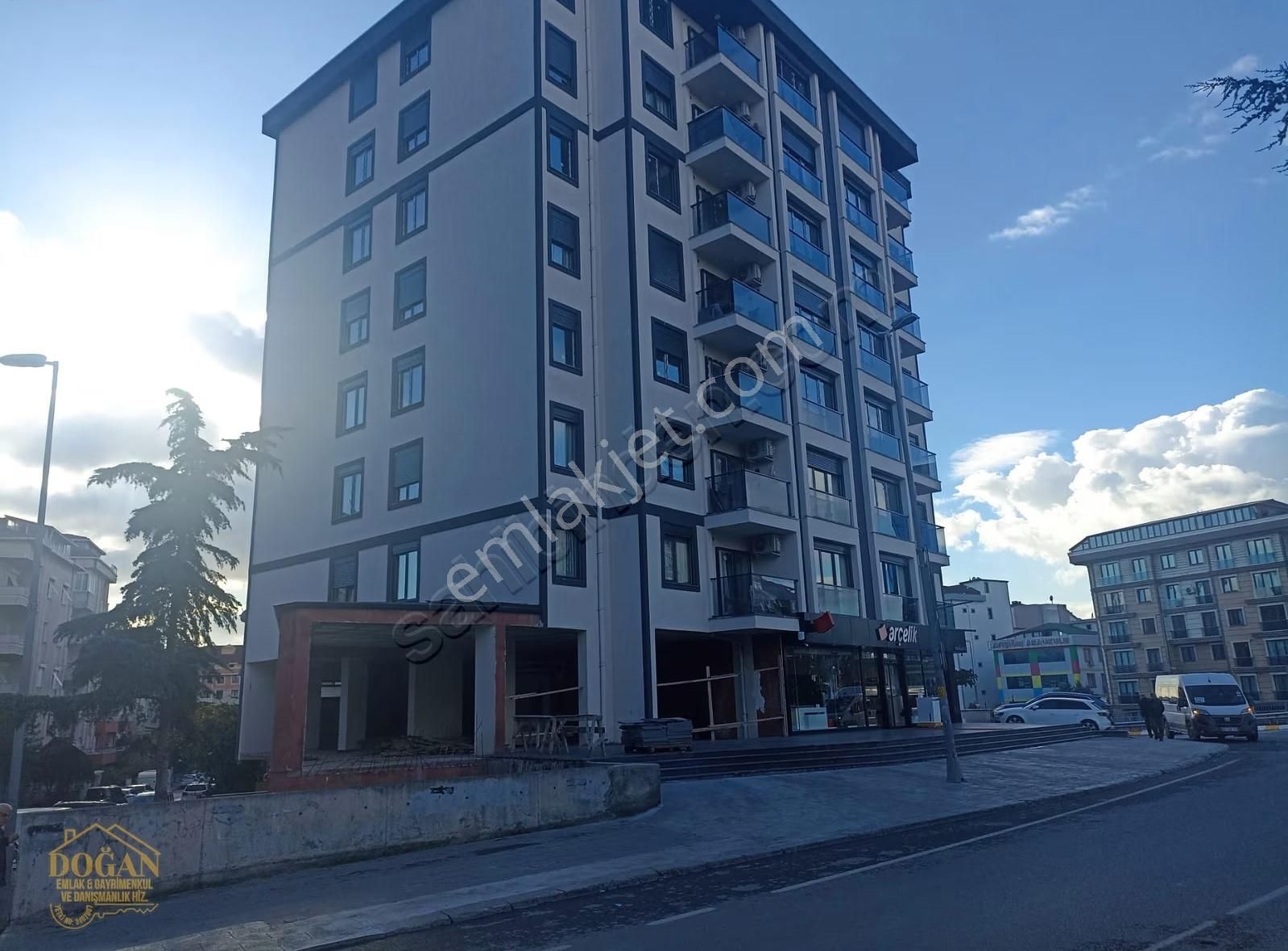 Pendik Merkez'de Aydınlı Caddesi Üzeri Sıfır Lüs 3+1 Daire - Görsel 15