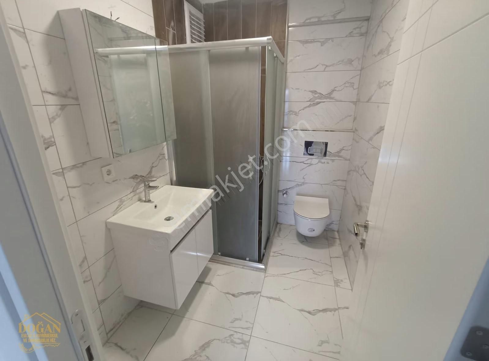 Pendik Merkez'de Aydınlı Caddesi Üzeri Sıfır Lüs 3+1 Daire - Görsel 35