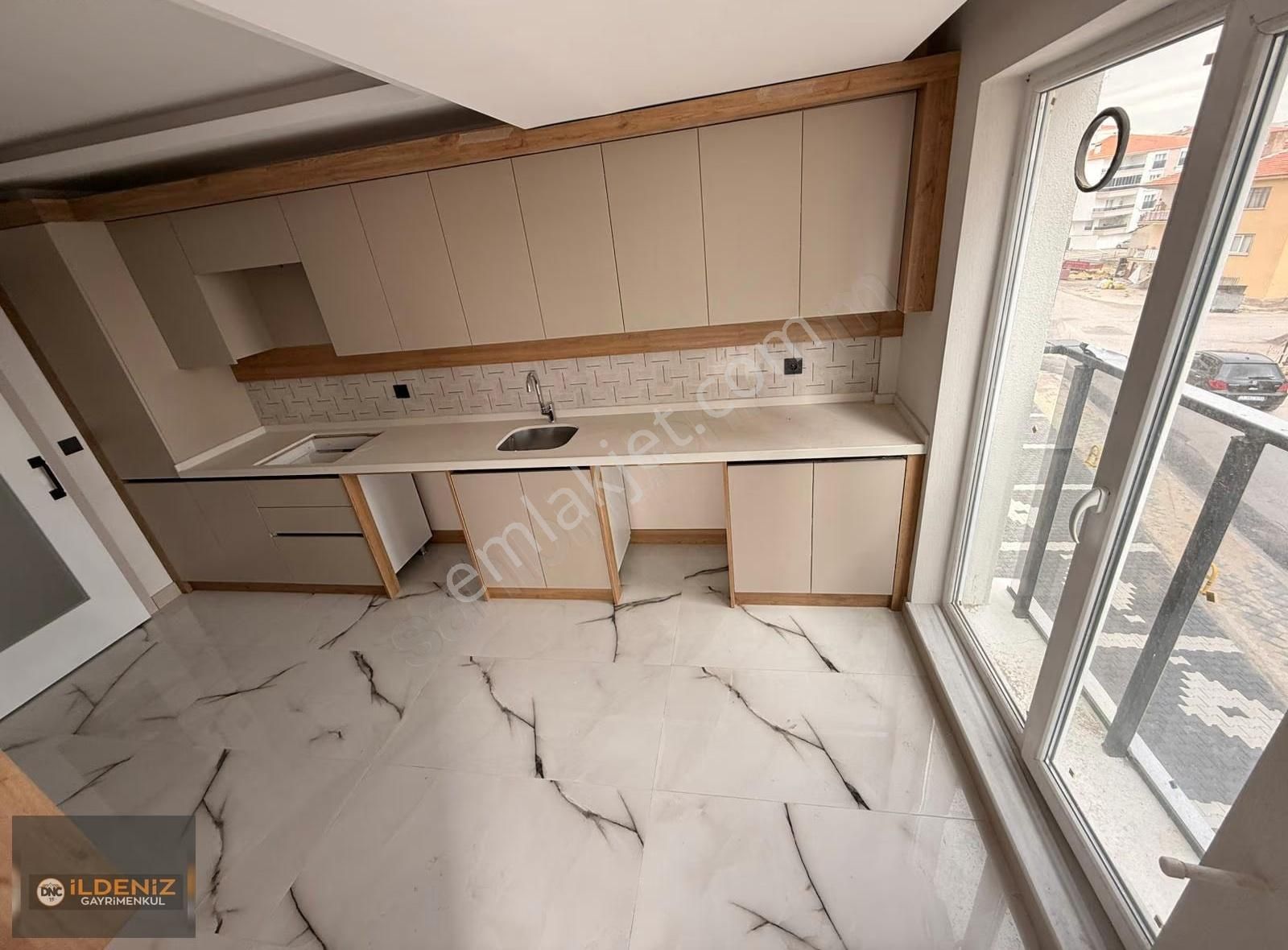 ⫸dnc İldenizden Fevzi Çakmak Merkezi Konumda 3+1 Daire