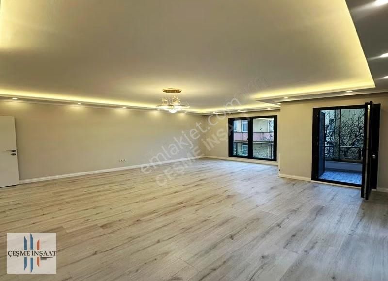 Beylikdüzü Yakuplu Merkezi Lokasyonda 2+1 Dekorlu Lüks Daire ! - Görsel 12