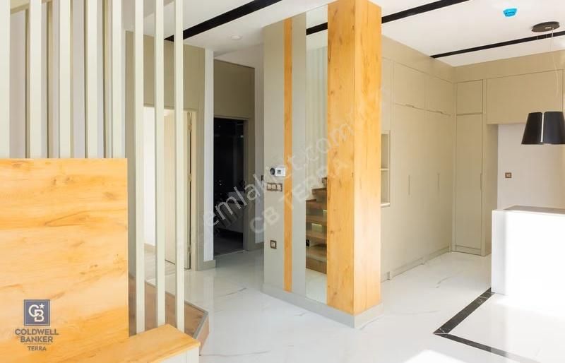 Palmcity'e Yakın Satılık 5+1 Modern Tasarım Villa - Görsel 16