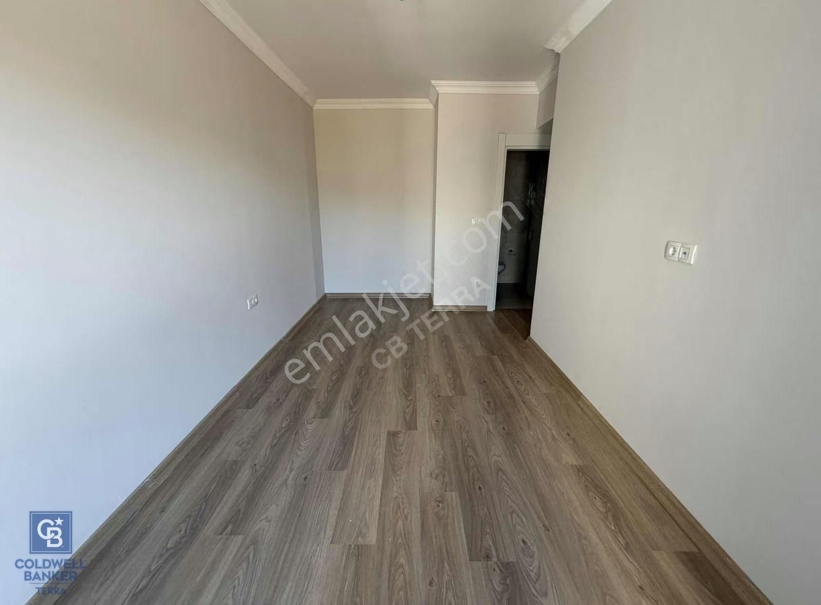 Sur Yapı Antalya'da Otuma Hazır 2+1 Ayrı Mutfak Kiralık Daire - Görsel 2