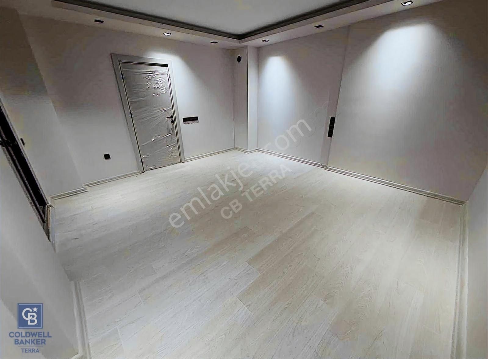 Göksu Mh Havuzlu Sitede Ara Kat 2+1 Kiralık Daire - Görsel 32