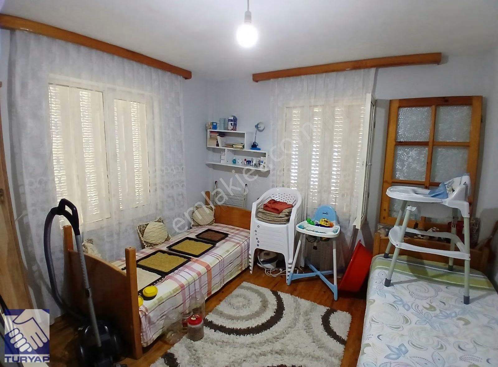 Kusadası Sehir Merkezinde Satılık 2+1 Bahçe Katı - Görsel 5