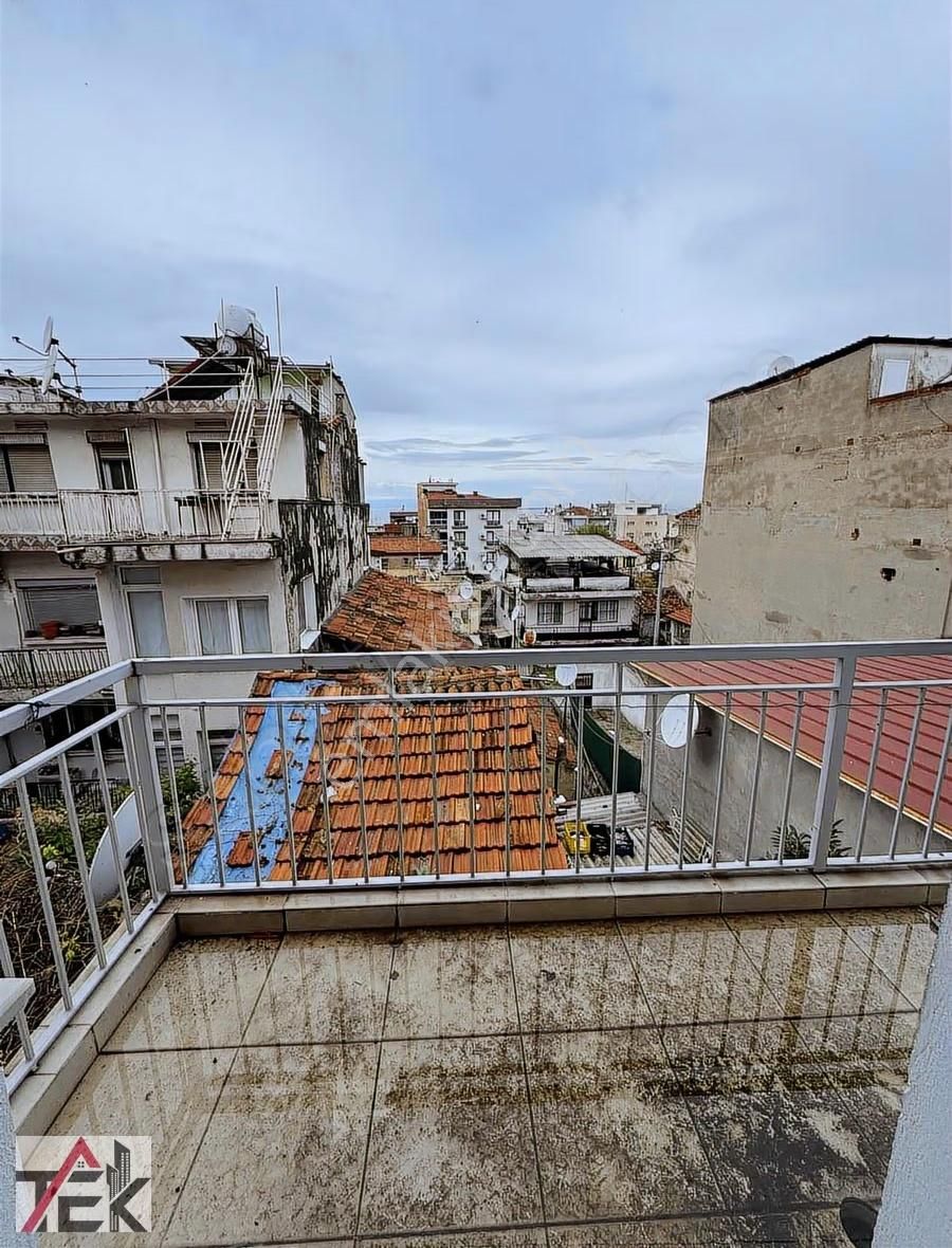 Deniz Manzaralı Arakat 2+1 Satılık Daire - Görsel 2