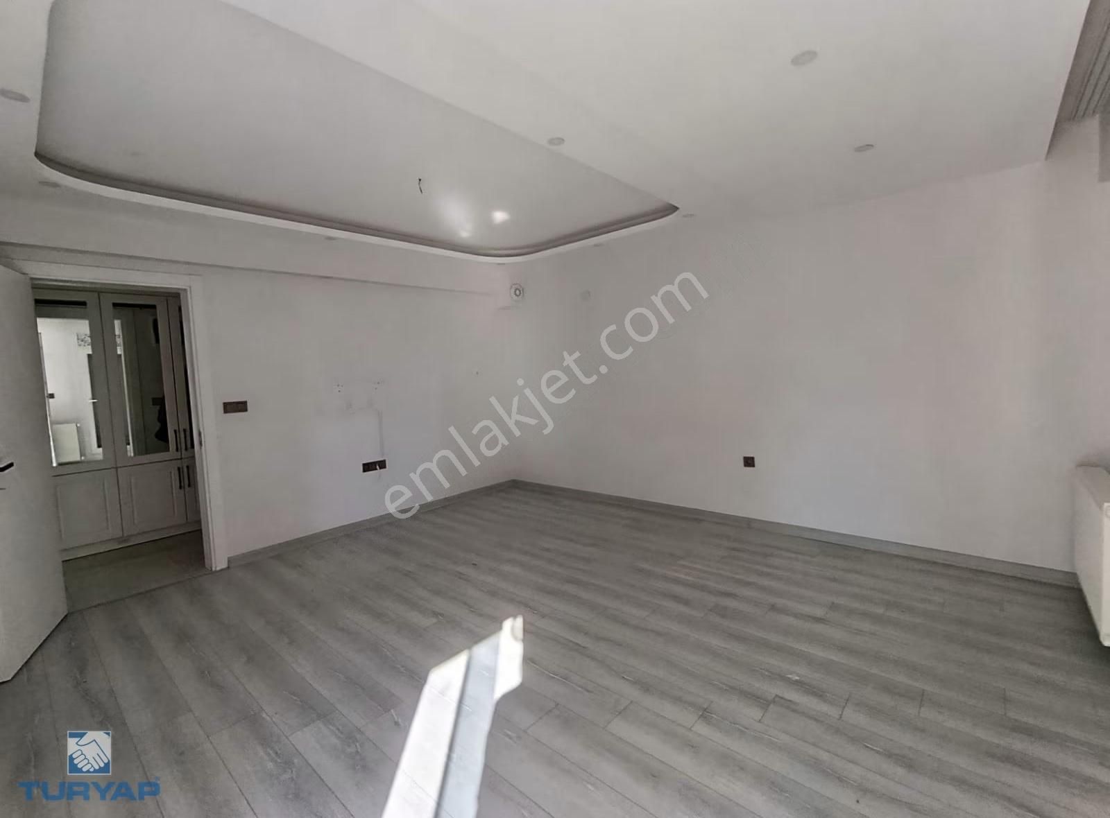 Turyap Torbalı'dan Lidya Park Sitesinde Kiralık 2+1 Daire - Görsel 2