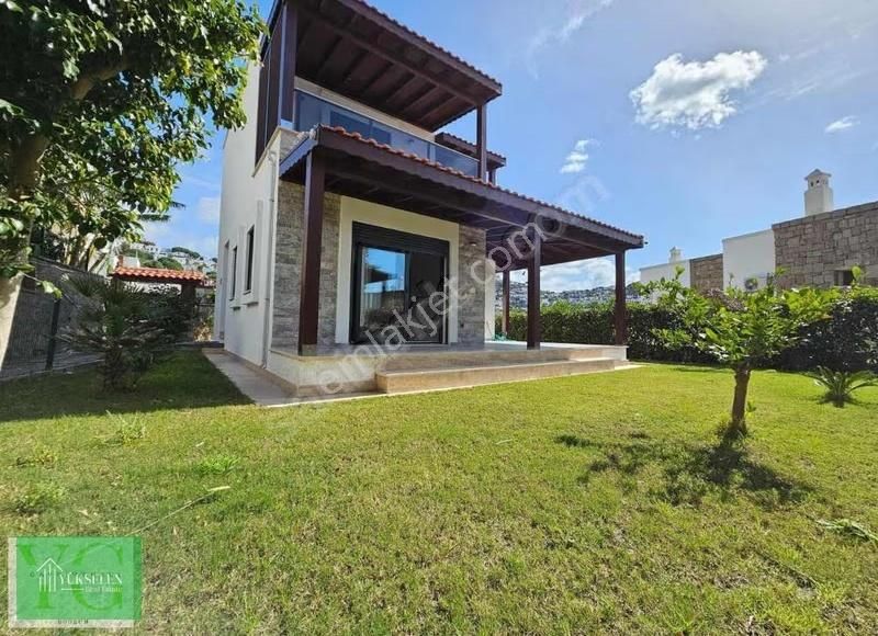 Denize Yürüme Mesafesi 3+1 Sıfır Villa