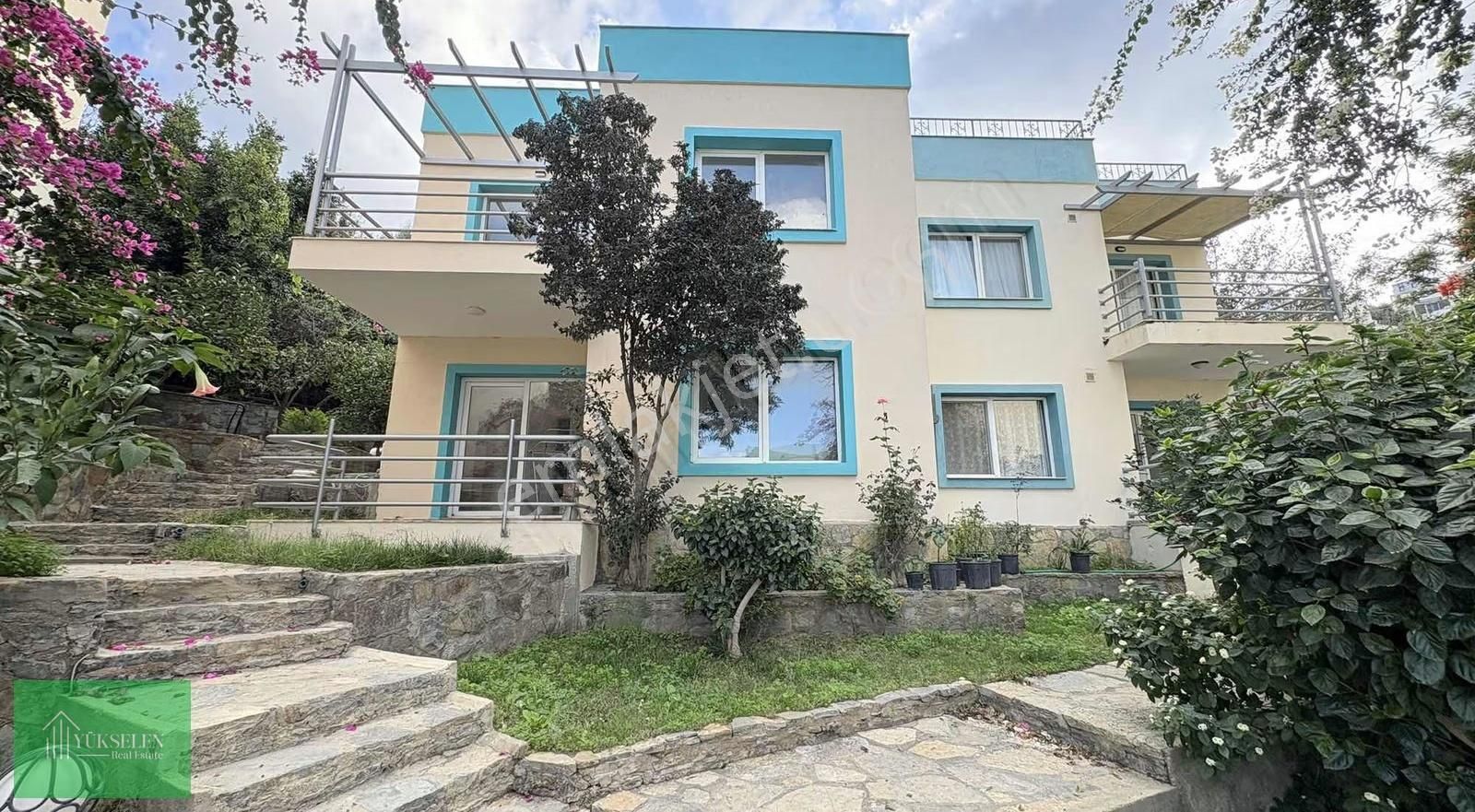 Gümüşlük'de Denize 1 Dk Yürüme Mesafesinde 3+1 Satılık Villa
