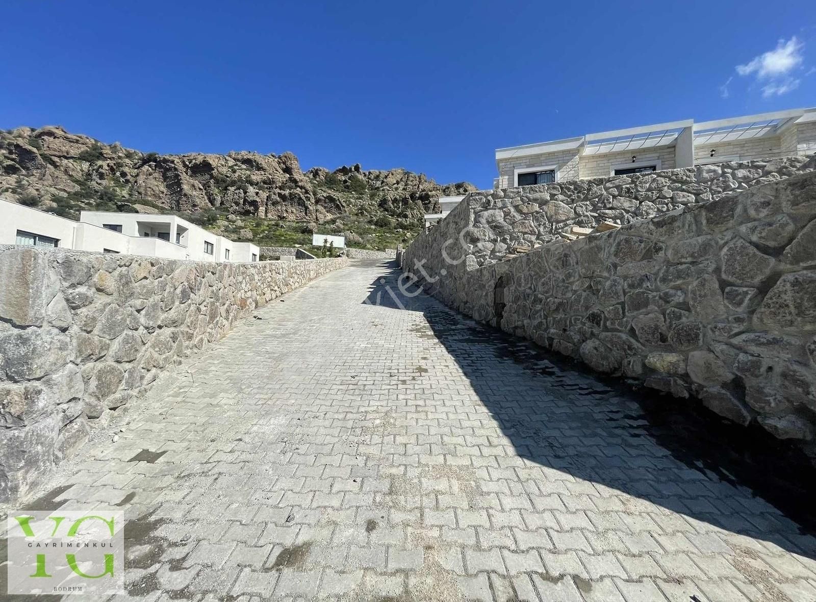 Gündoğan'da Kiralık Eşyasız 2+1 Sıfır Daire - Görsel 12