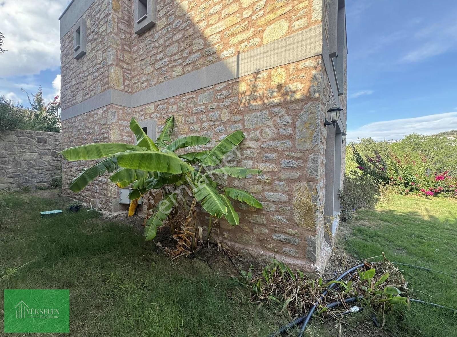 Denize 100m Düz Ayak Konum 4+1 Özel Havuzlu Villa - Görsel 20