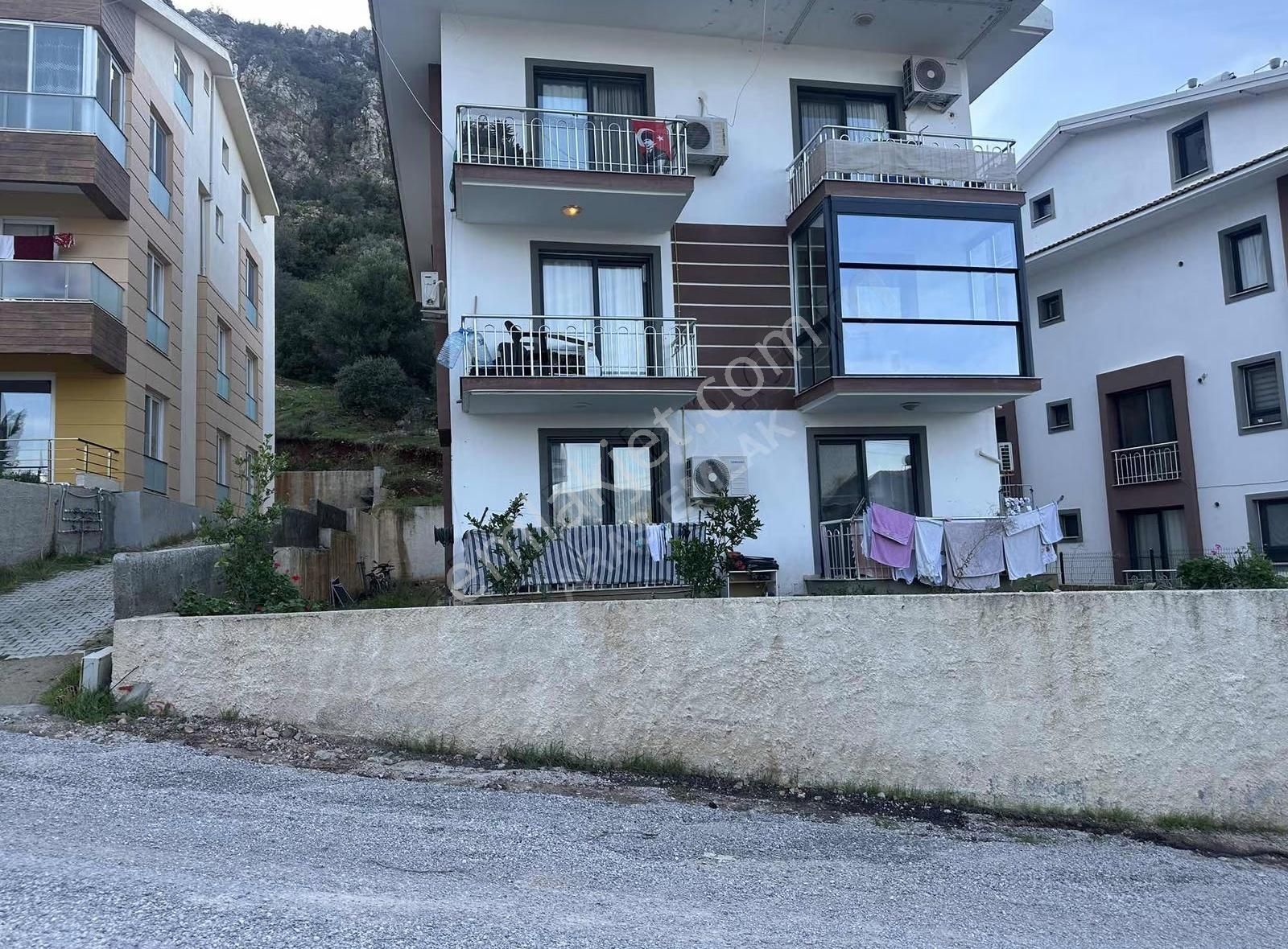 Aras'dan Karamuğarda Harika 2+1 Daire