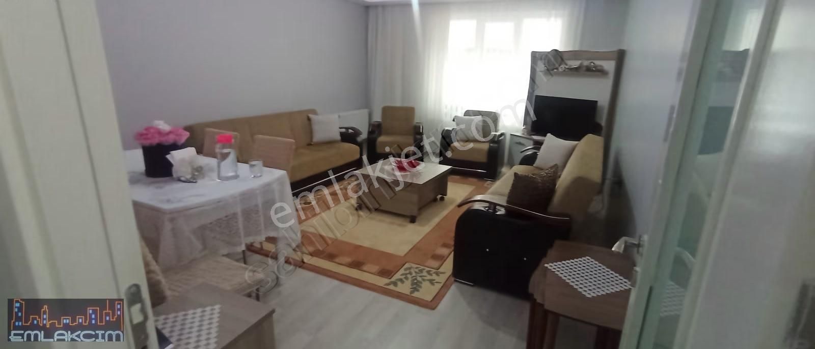 Emlakcımdan Çamlıca Da Asansörlü E.banyolu İskanlı 3+1 Daire