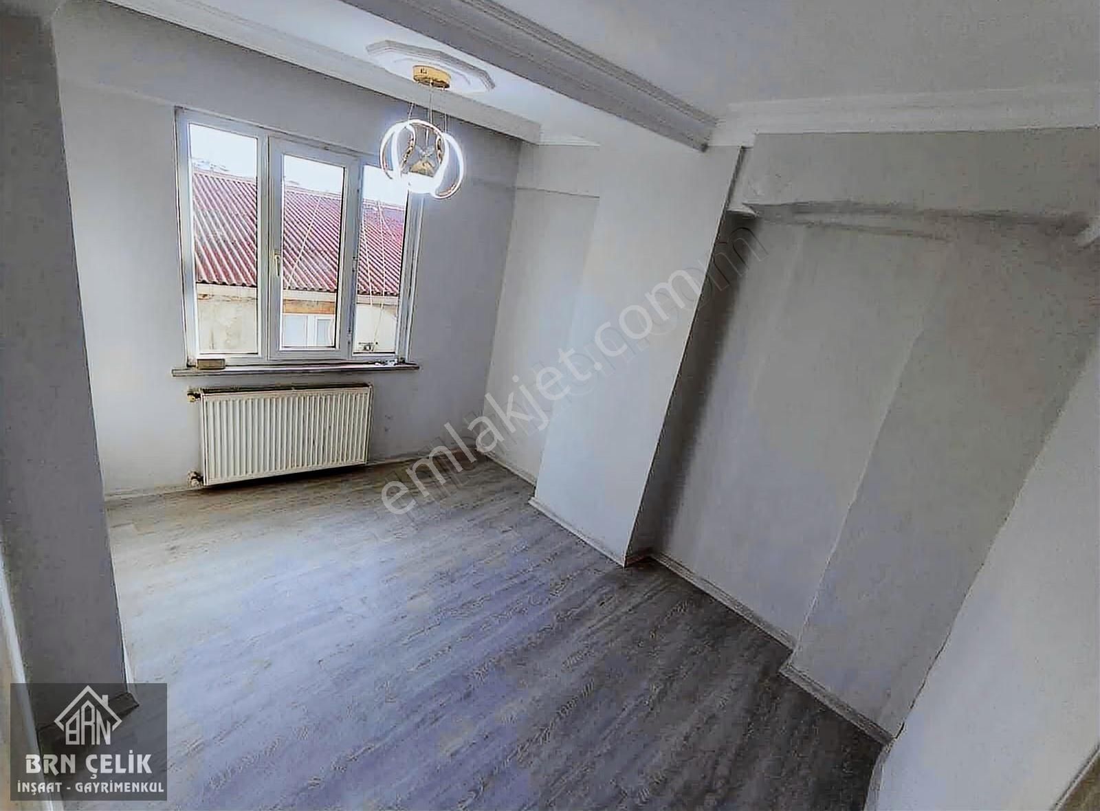 Brn Çelik İnşaat'tan Esentepe Mah İçi Yenilenmiş 2+1 95m2 - Görsel 7