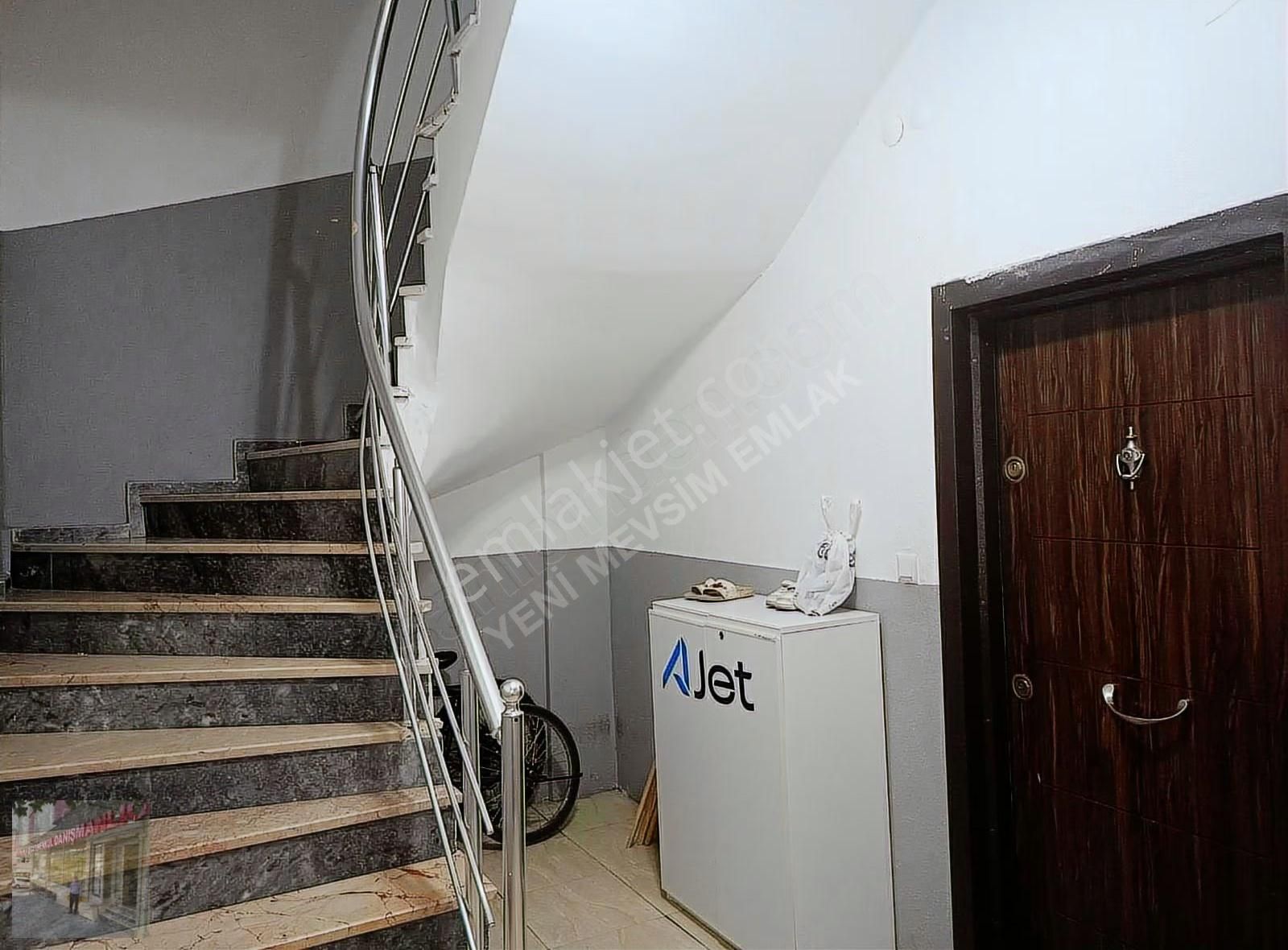 İst Bağcılar 15 Temmuz Mah Sinde Satılık 2+1+100m2 Kat 1 Yaşı 15 - Görsel 34