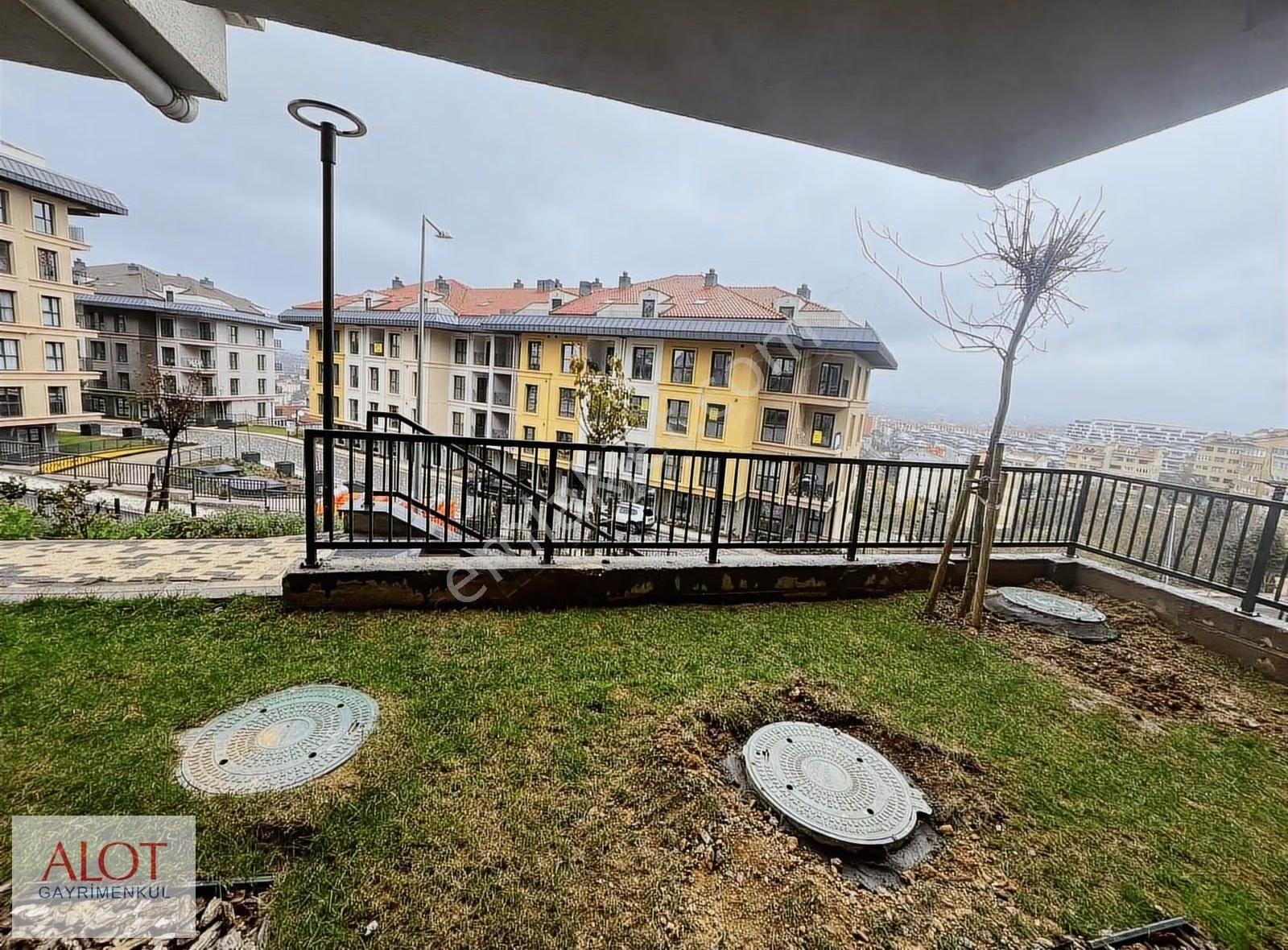 Üsküdar Mehmet Akif Ersoy Cad. Emlak Konut 1+1 Satılık Daire - Görsel 6