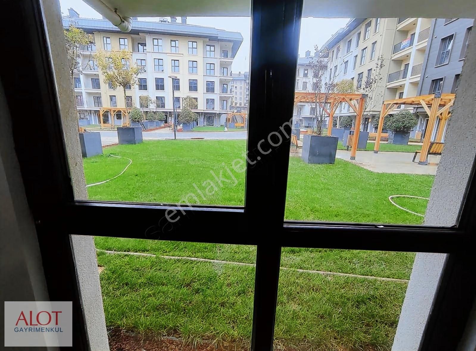 Üsküdar Mehmetakif Ersoy Caddesi Emlak Konut 1+1 - Görsel 18